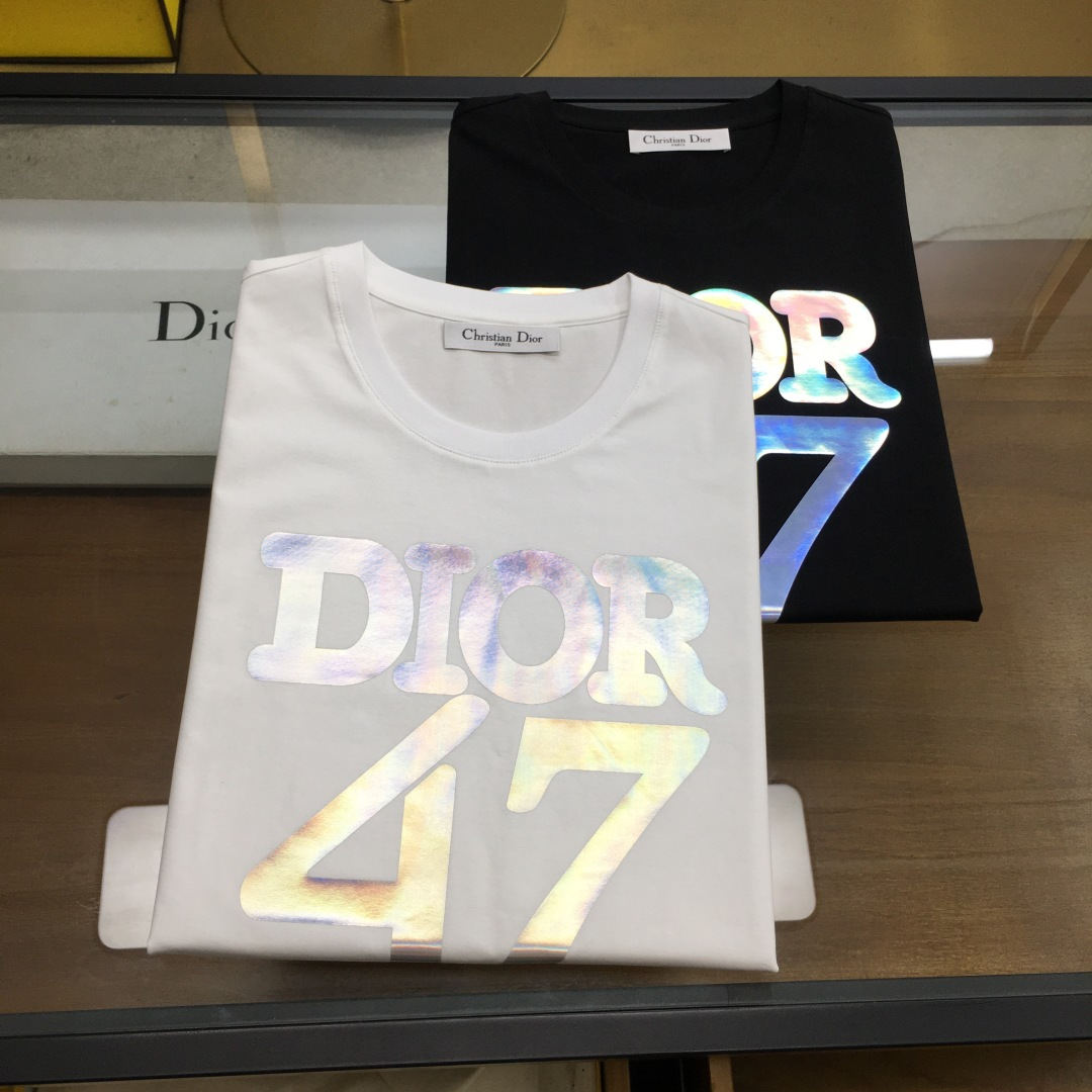 NO:508407,New product 'Dio...r...' New summer men's casual T-shirt, high-end customized pure cotton breathable fabric, breathable and micro-elastic, extremely comfortable, impeccable details, top-level auxiliary materials, original hardware design concept, delicate and soft feel!  The upper body style is excellent!  Size M-3xl,dior,tees,t-shirt,alexander wang19860909新品《Dio..r..》 夏季新款男士休闲T恤,高级定制纯棉透气面料 透气微弹舒适度极高,细节无可挑剔,顶级辅料配备,原版五金设计理念,手感细腻柔软！上身版型超赞！尺码M-3xl,,dior,tees，t-shirt,alexander wang,Men's clothing