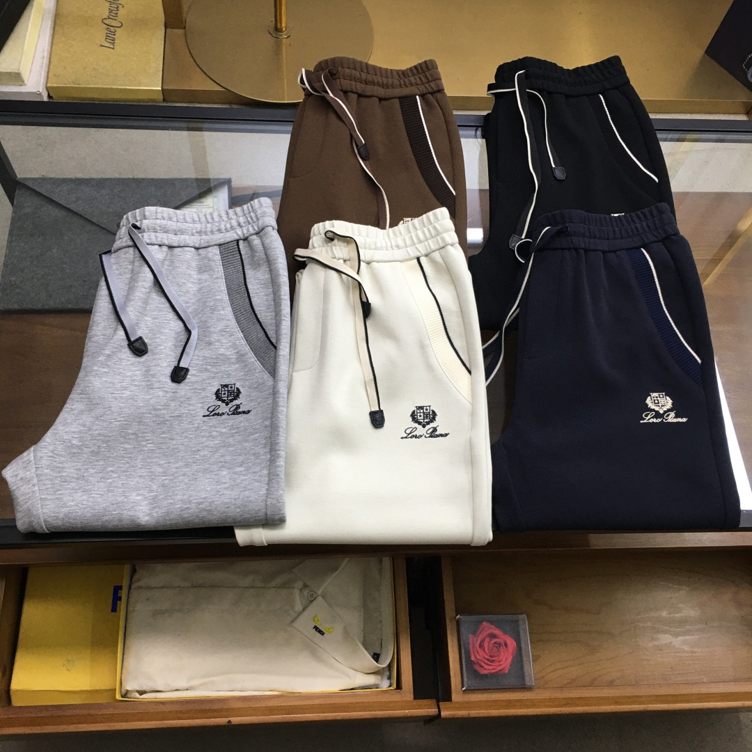 NO:600043,New product [LP-Loro Piana] The same style casual pants from the new autumn and winter counters, full of high-end feel!  The details are exquisite and high-end, and the workmanship is impeccable!  The imported fabric is three-dimensional and exquisite. The original high-end double-sided jersey fabric is very high-end!  Original zipper!  The fabric is stiff, wrinkle-resistant and wear-resistant, moisture-absorbent, quick-drying and breathable, neat and stylish. Size 48-56, loro piana, loro piana, alexander wang19860909新品【LP-Loro Piana诺悠翩雅】 秋冬新款专柜同款休闲裤,高级感满满！细节精致高档,做工无可挑剔！进口面料 立体精致细腻.原版高端双面平纹针织面料很显高级！原版拉链！面料挺括抗皱耐磨,吸湿速干透气,利落有型.码数48-56,,loro piana,loro piana,alexander wang,Men's clothing