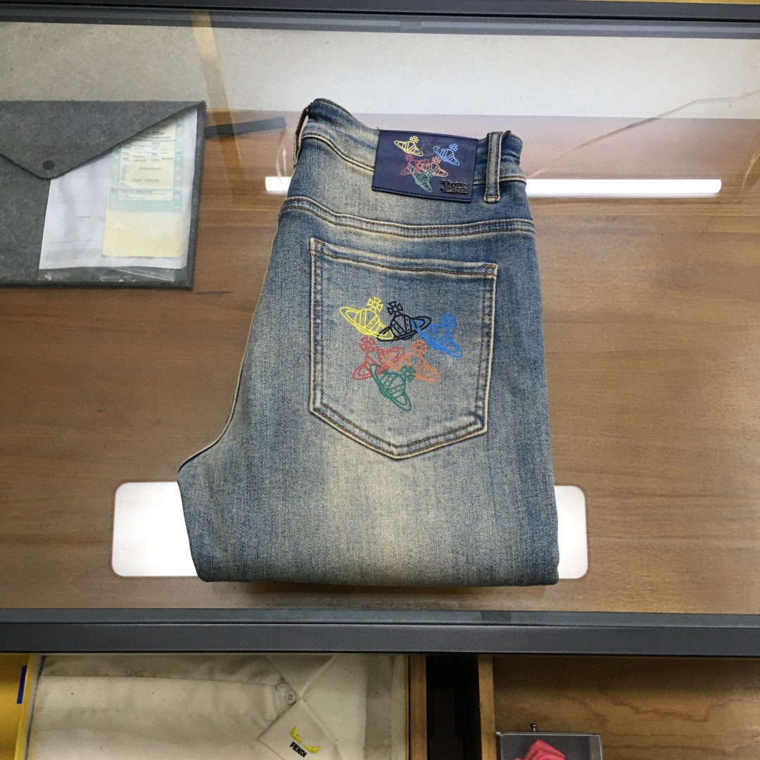 NO:606554,New product [Empress Dowager] 25 men's fashionable denim trousers!  Trading company channels are rare, leading official website sales!  The latest trousers item is presented, a must-have for all quality-controlled male fans. Such a pair of high-end jeans is rare in the world!  This pair of jeans is made of imported washed denim cotton fabric supplied by customers. The flexible and solid fabric is naturally stiff and tough, with a soft and elastic feel, and delicate facial texture details. The fashionable performance of this single product is irresistible!  There is a leather label on the back waist nameplate, vintage buttons engraved with exquisite logos, and a YKK metal zipper closure on the placket. All the accessories are exquisitely configured!  The jeans are perfectly tailored and can be used daily to enhance your style. The upper body effect will definitely not let you down!  Size 29-38 (35 no 37) .,,jeans,alexander wang19860909新品【皇太后】 25男士时尚牛仔长裤！贸易公司渠道稀出,领先官网发售！最新裤装单品奉献,所有品质控男粉必须入手的极品,这样一条段位的牛仔裤,担得起世所罕见！ 此款牛仔裤甄选客供进口水洗牛仔棉布制成,柔韧又坚实的面料天然的挺括和硬朗既视感,手感柔软富有弹力,细腻的面部织纹细节,这种单品所带来的时髦性能让人无法抵抗！后腰铭牌皮标,刻有精致字样Logo的复古纽扣,以及门襟YKK金属拉链闭合,所有辅料配置精妙绝伦！牛仔裤版型完美剪裁,日常搭配起来足以提升你的穿搭格调,上身效果绝对不会让你失望！ 尺码29-38（35无37） .,,jeans,alexander wang,Men's clothing