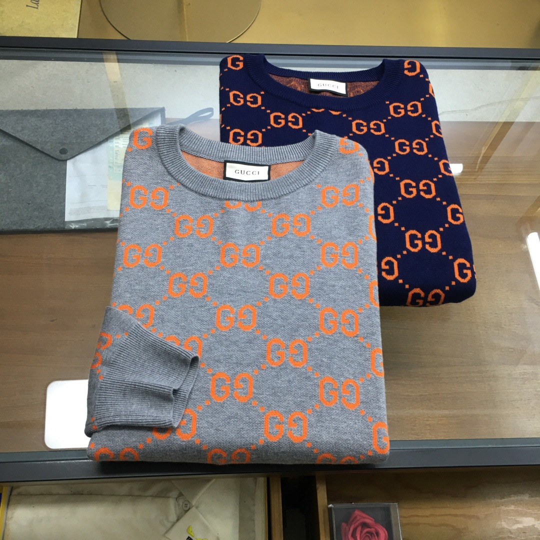 NO:624154,New products at the counter [Gu.ci] Recommended super popular sweaters for autumn and winter 25, new men's series popular long-sleeved woolen sweaters, as the most classic item of the year, reinterpreted by design, excellent texture, very soft and delicate feel, unique insights obvious in the details, simple and versatile, size 48-56,, sweaters, alexander wang19860909专柜新品【Gu.ci】 25秋冬超级爆款毛衣推荐,新品男装系列爆款长袖羊毛衫,作为年度最是经典单品,经过设计重新演绎,质感绝佳,手感非常柔软细腻,细节上显而易见的独特见解,简约更百搭 码数48-56,,sweaters,alexander wang,Men's clothing