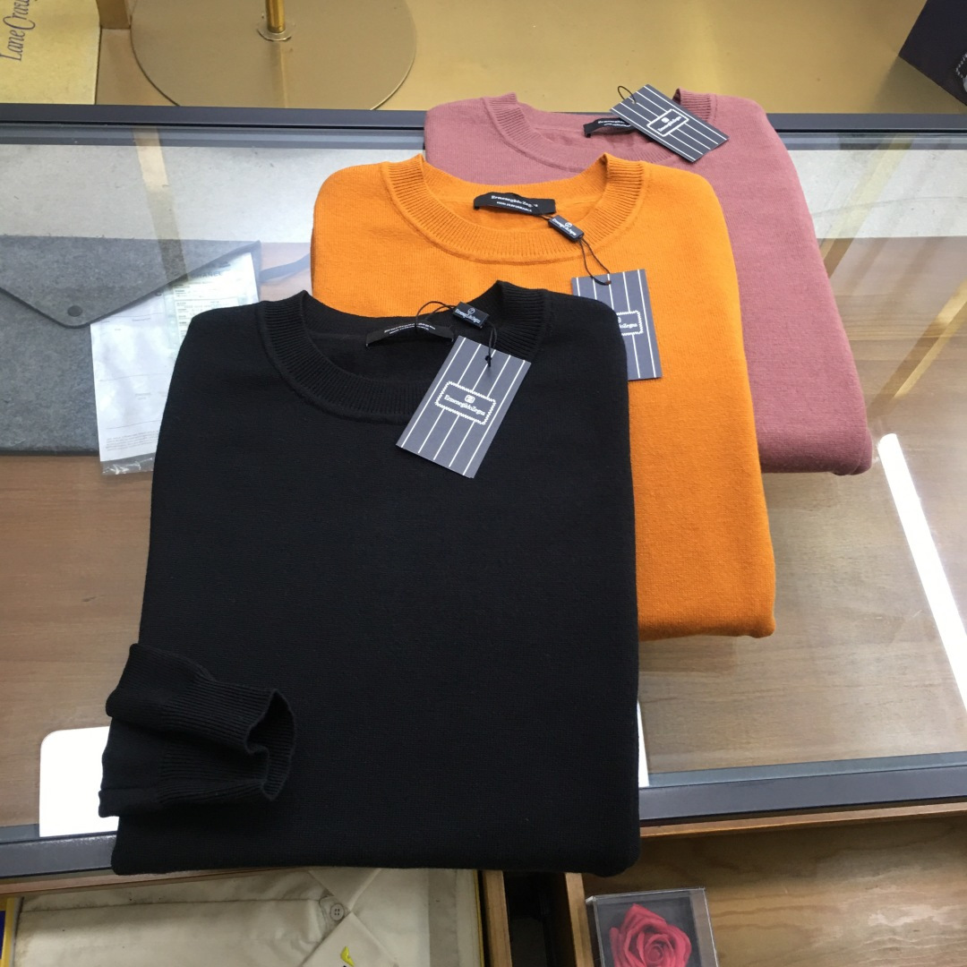 NO:624151,New products at the counter [Zegn] Recommended super popular sweaters for autumn and winter 25, new men's series popular long-sleeved woolen sweaters, as the most classic item of the year, reinterpreted by design, excellent texture, very soft and delicate feel, unique insights obvious in the details, simple and more versatile, code number 48-56,, sweaters, alexander wang19860909专柜新品【Zegn】 25秋冬超级爆款毛衣推荐,新品男装系列爆款长袖羊毛衫,作为年度最是经典单品,经过设计重新演绎,质感绝佳,手感非常柔软细腻,细节上显而易见的独特见解,简约更百搭 码数48-56,,sweaters,alexander wang,Men's clothing