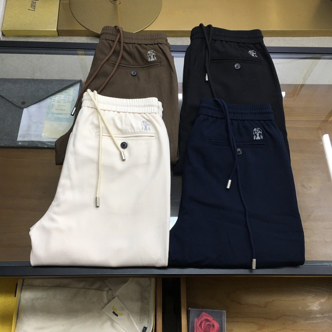 NO:834737,New products in the counter 'BC...' 2026 spring and summer counter new men's business casual pants, advanced custom-made breathable fabrics, extremely breathable, elastic and comfortable, with impeccable details, top-grade accessories, original logo design concept, delicate and soft feel!  The upper body fit is awesome!  Please state your height and weight when ordering sizes 48-56,19860909专柜新品 《BC...》 2026春夏专柜新款男士商务休闲裤,高级定制面料透气面料 透气弹力舒适度极高,细节无可挑剔,顶级辅料配备,原版logo设计理念,手感细腻柔软！上身版型超赞！尺码48-56下单报身高体重,,,Men's clothing