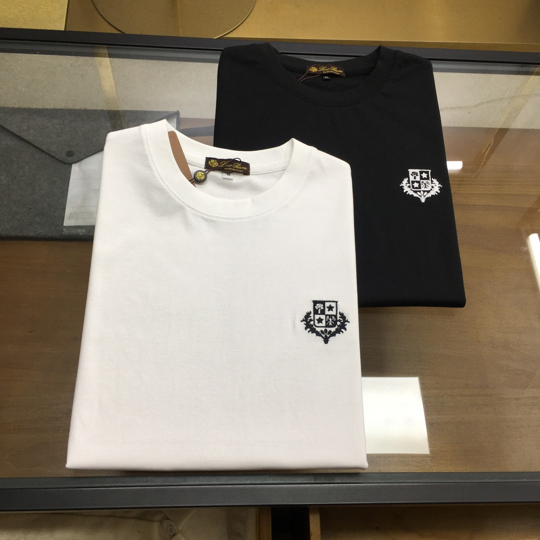 NO:847116,New product 'L.P' Advanced customization!  2026 spring and summer new short-sleeved. This T-shirt is a new product in the summer men's wear series. It is carefully made of imported fabrics with mercerized technology and has a heavy three-dimensional logo, adding a casual style. Size M-3XL,, T-shirt, tees, t-shirt,19860909新品《L.P》 高级定制！ 2026春夏季新款短袖.这款T恤是夏季男装系列新品,采用丝光工艺进口面料精心制作,重工立体Logo,增添休闲风范咔.码数 M-3XL,,T-shirt,tees，t-shirt,,Men's clothing