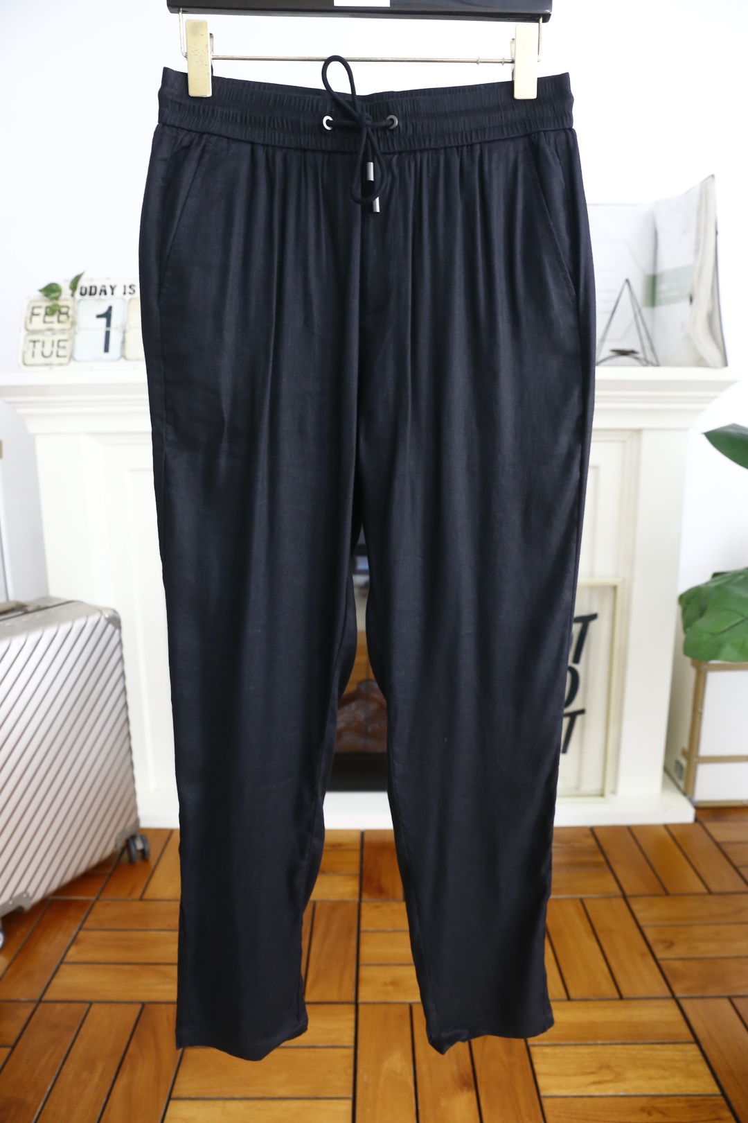 🔥Brunello Cucinelli.
25春季新品时尚男士休闲裤！采用进口高档顶级棉麻面料，奢华品牌