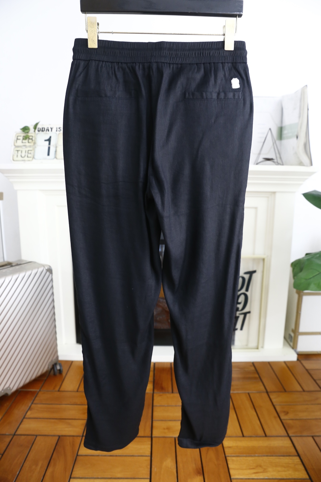 🔥Brunello Cucinelli.
25春季新品时尚男士休闲裤！采用进口高档顶级棉麻面料，奢华品牌