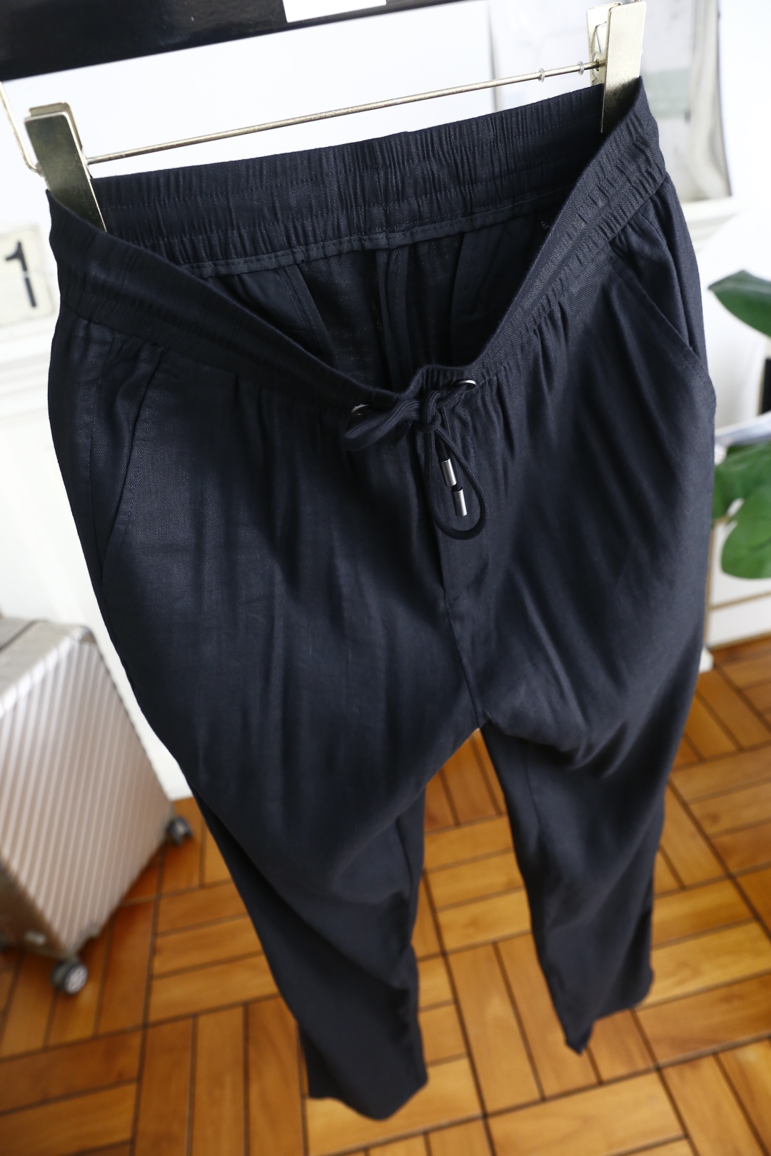 🔥Brunello Cucinelli.
25春季新品时尚男士休闲裤！采用进口高档顶级棉麻面料，奢华品牌