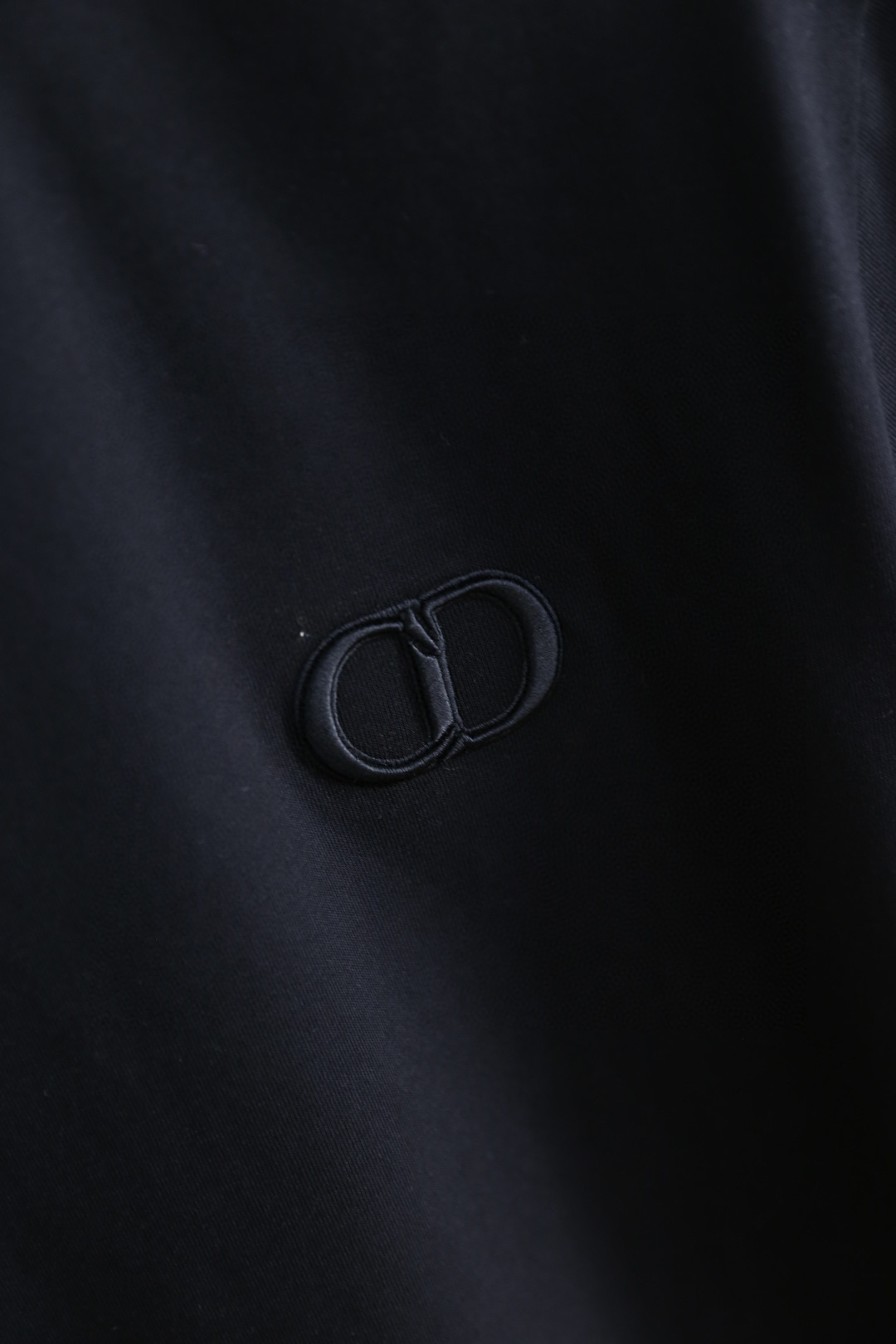 🔥迪奥/Christian D*or.
25早春新品！时尚男士圆领短袖🍃胸前奢华经典品牌LOGO标识标注