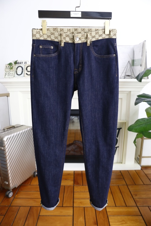 Gucci Pantalon Décontracté de Luxe pour Homme - Confort et Élégance 1 Gucci Pantalon Décontracté de Luxe pour Homme - Confort et Élégance