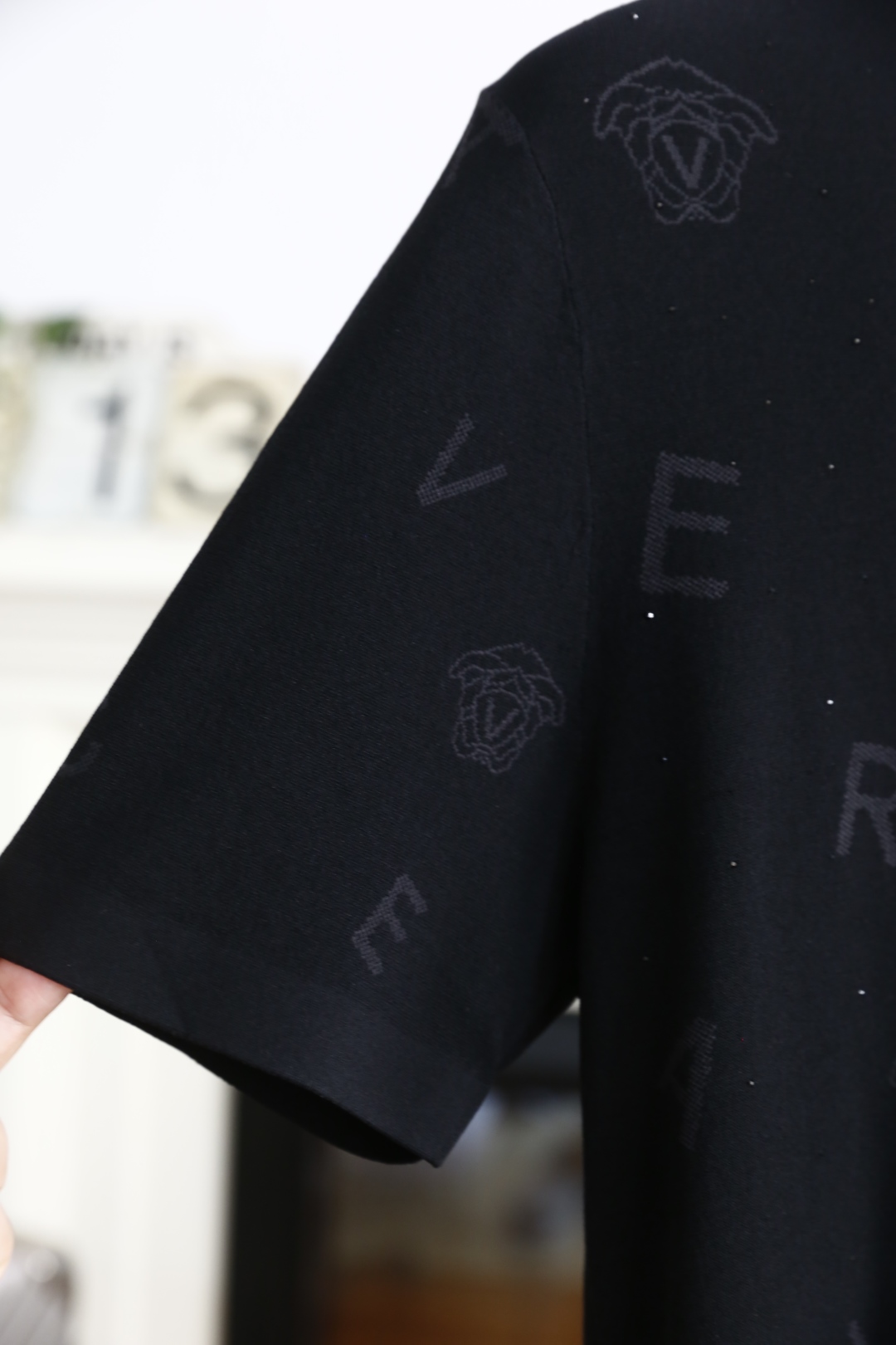 🔥范思泽/Vers*ce.
2025夏季新品男士圆领短袖👍🏼高级定制百搭款式 任何人都可以轻松驾驭 采用