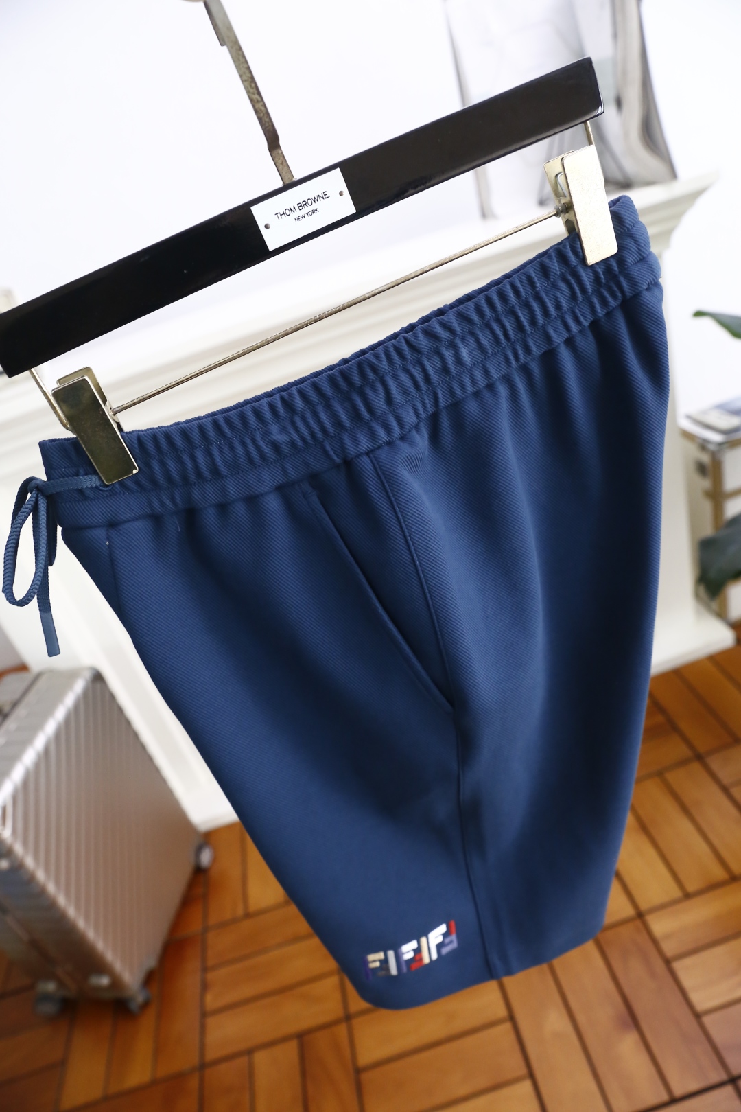 🔥芬迪/Fe*di.
2025夏季新品！时尚原單男士百搭松紧腰短裤🩳采用舒适面料亲肤感极佳🍃奢华经典品牌