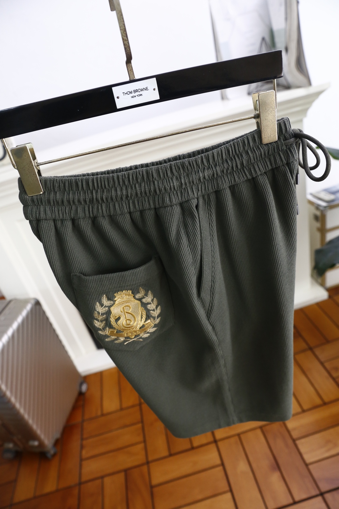 🔥巴宝丽/Burbe*ry.
2025夏季男士新品👍🏼时尚休闲短裤！经典百搭的款式 没有过多的装饰 主打