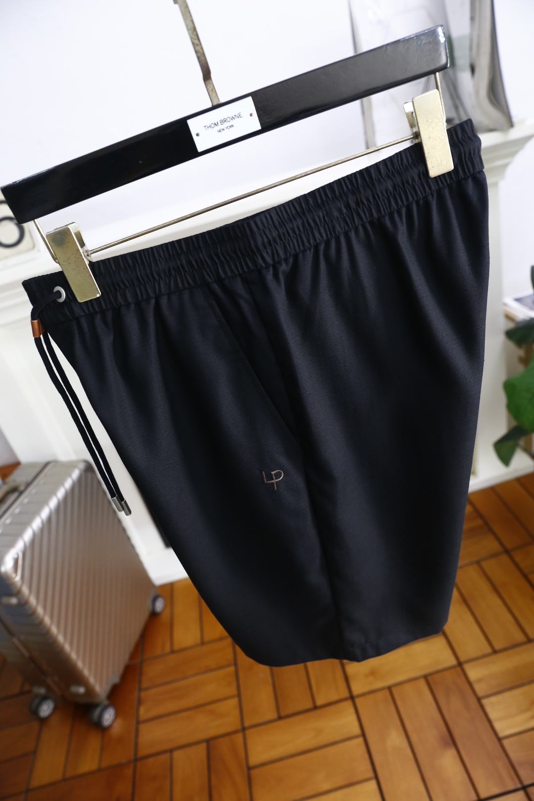 🔥lp。.
2025ss夏季新品男士短裤👍奢华经典品牌字母logo设计 采用舒适透气面料！品味与价值共享