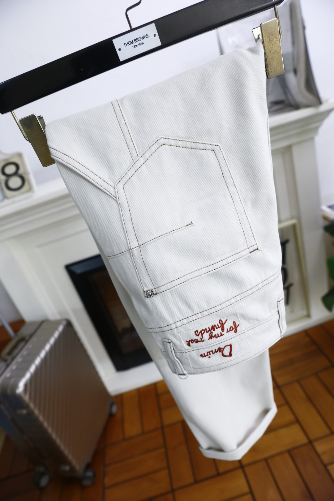 🔥迪奥/Christian Di*r.
2025夏季新品！时尚男士浅色百搭休闲裤！奢华经典品牌定制LOG