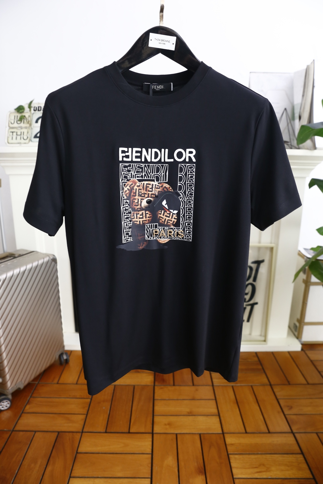 🔥芬迪/Fe*di.2025夏季新品男士圆领短袖🍃胸前奢华品牌字母LOGO标识标注👍🏼上身就能体会这款设