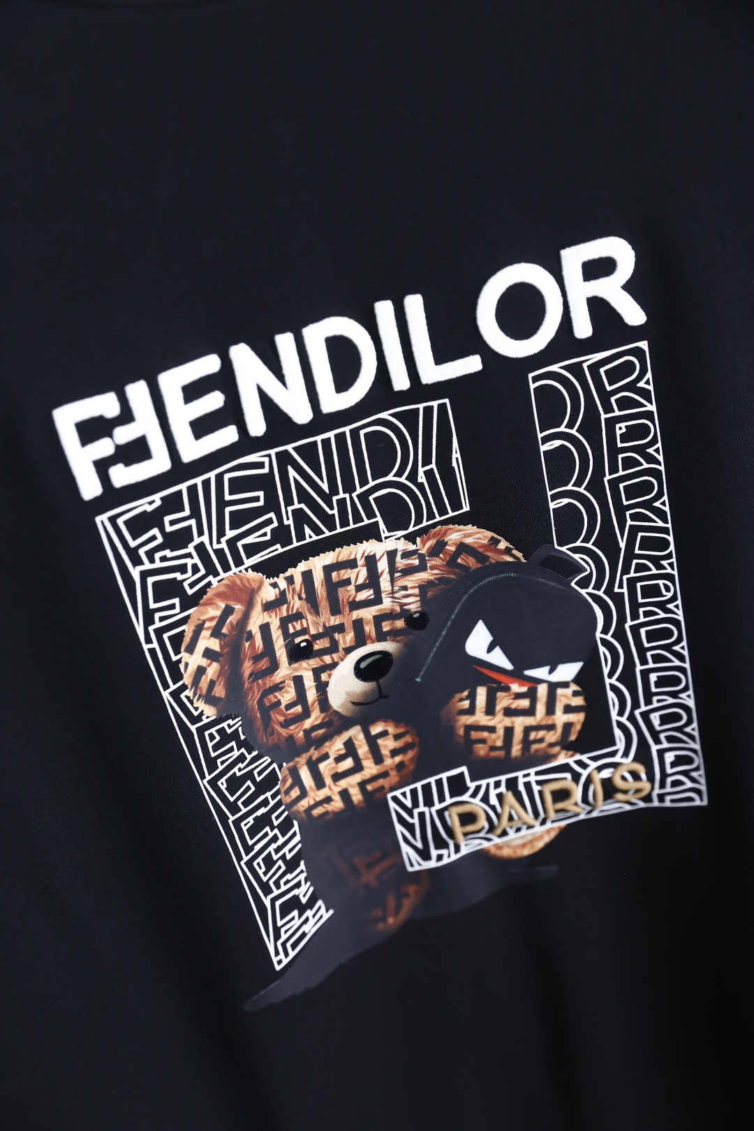 🔥芬迪/Fe*di.2025夏季新品男士圆领短袖🍃胸前奢华品牌字母LOGO标识标注👍🏼上身就能体会这款设