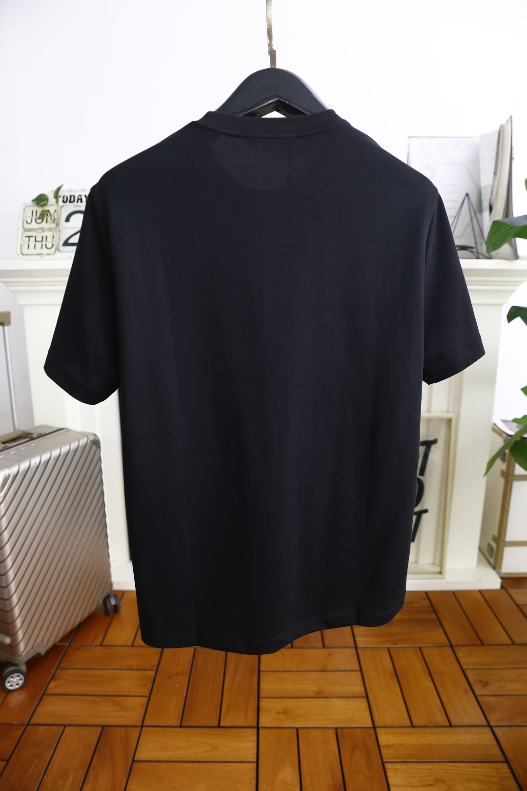 🔥芬迪/Fe*di.2025夏季新品男士圆领短袖🍃胸前奢华品牌字母LOGO标识标注👍🏼上身就能体会这款设