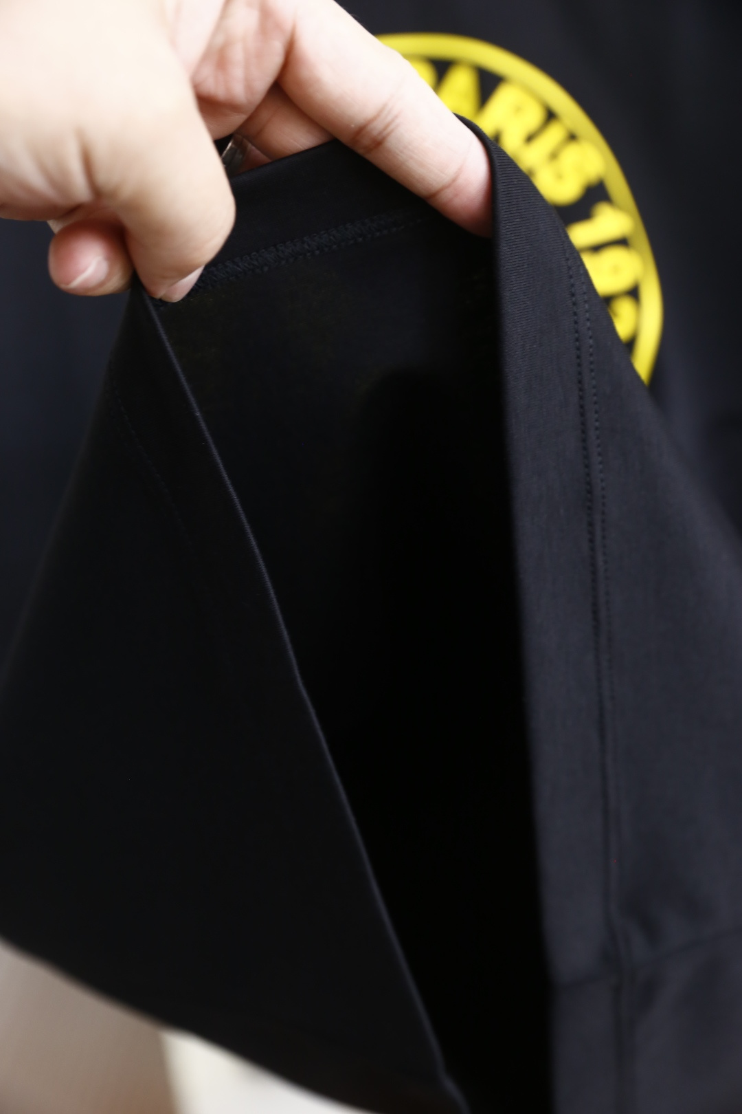 🔥芬迪/Fe*di.2025夏季新品男士圆领短袖🍃胸前奢华品牌字母LOGO标识标注👍🏼上身就能体会这款设