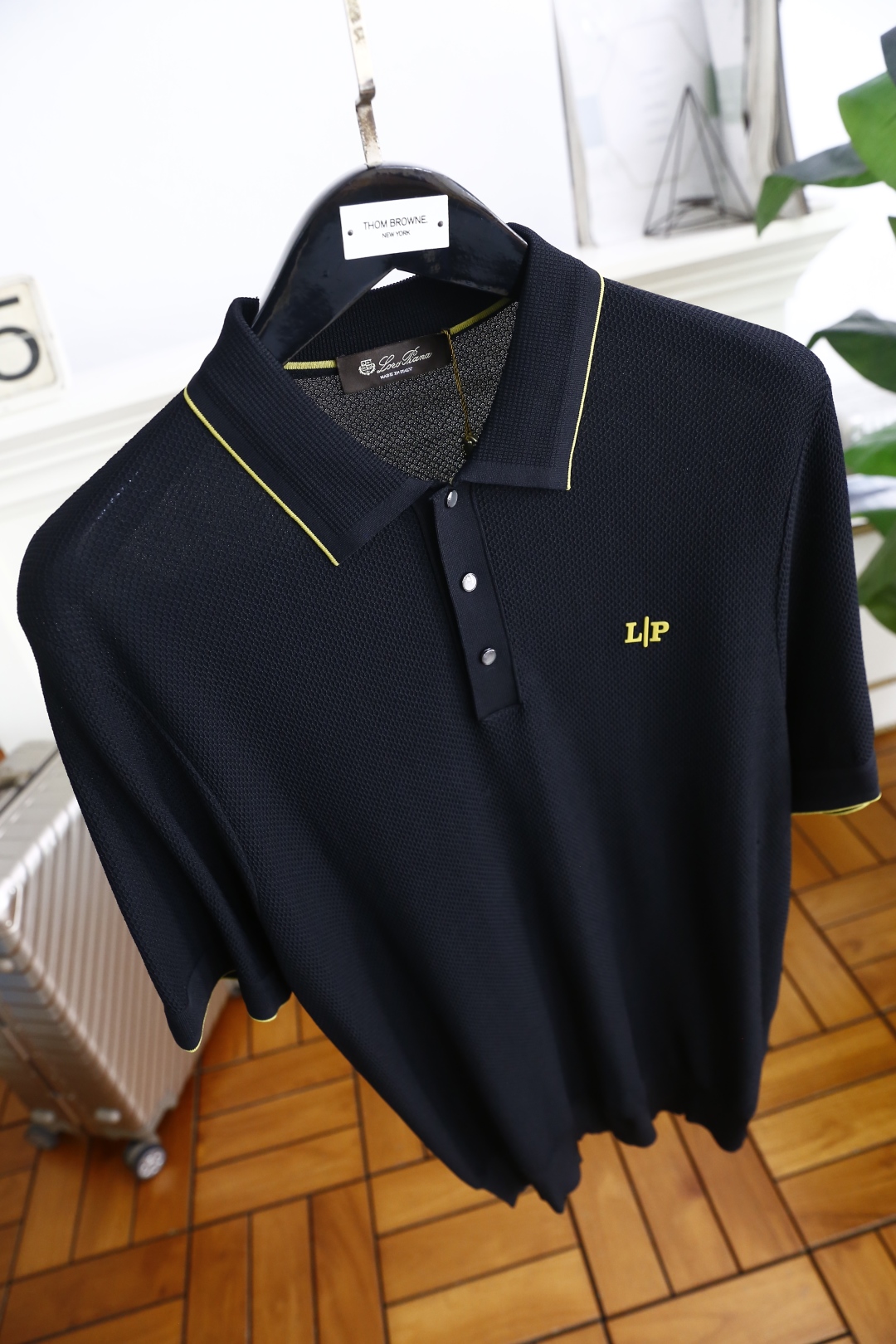🔥lP。.
2025夏季新品经典时尚翻领Polo短袖👍🏻时尚单品设计，更加时尚舒适，高标准定制，上身非常