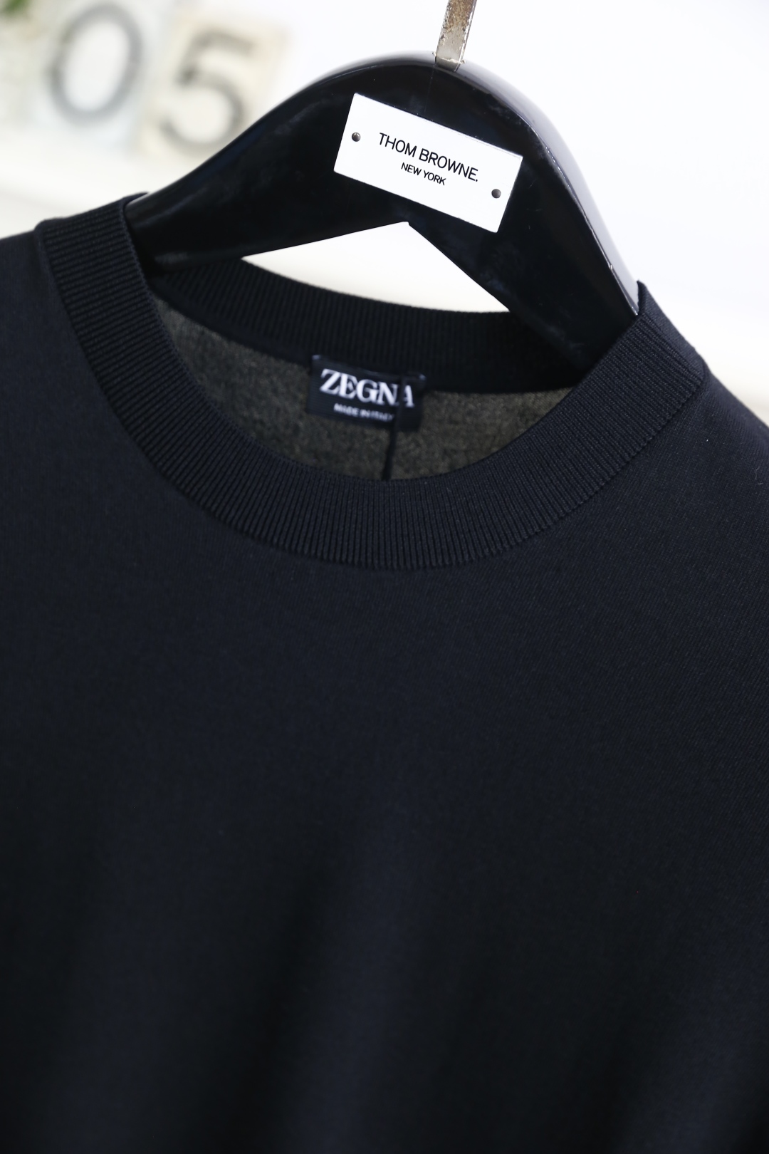 🔥杰尼*/Ze*na.
2025夏季新品！时尚男士针织短袖👍🏼时尚经典圆领设计！奢华经典品牌元素设计！高