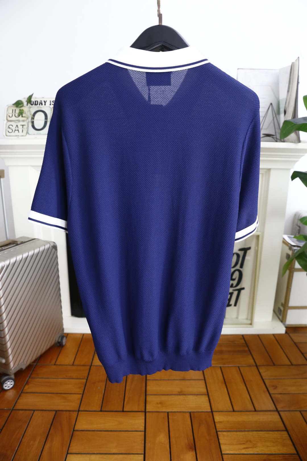 🔥kiton.
25夏季新品🆕专柜官网同步发售！时尚男士翻领针织衫！奢华经典品牌原版字母LOGO设计👍辅