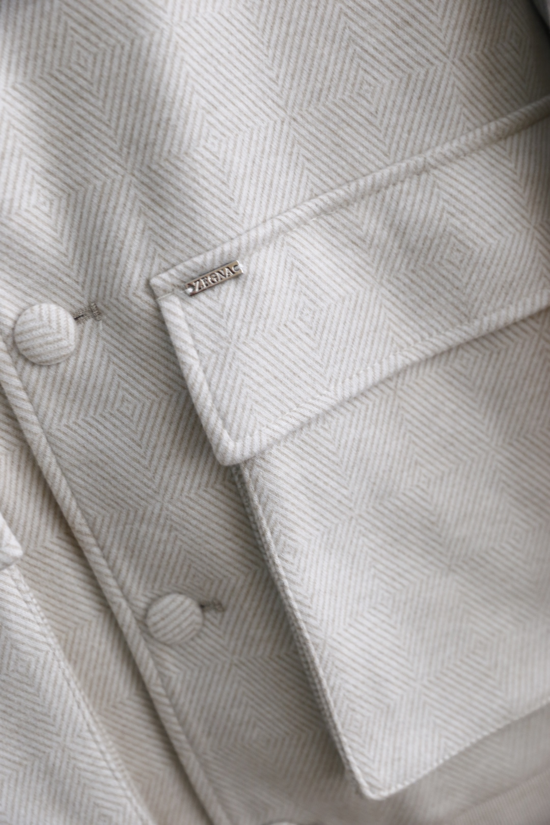 🔥杰尼*/Ze*na.
秋季🆕新款男士外套！奢华经典翻领款式，海外专柜同步 奢华经典大口袋元素设计👍高级