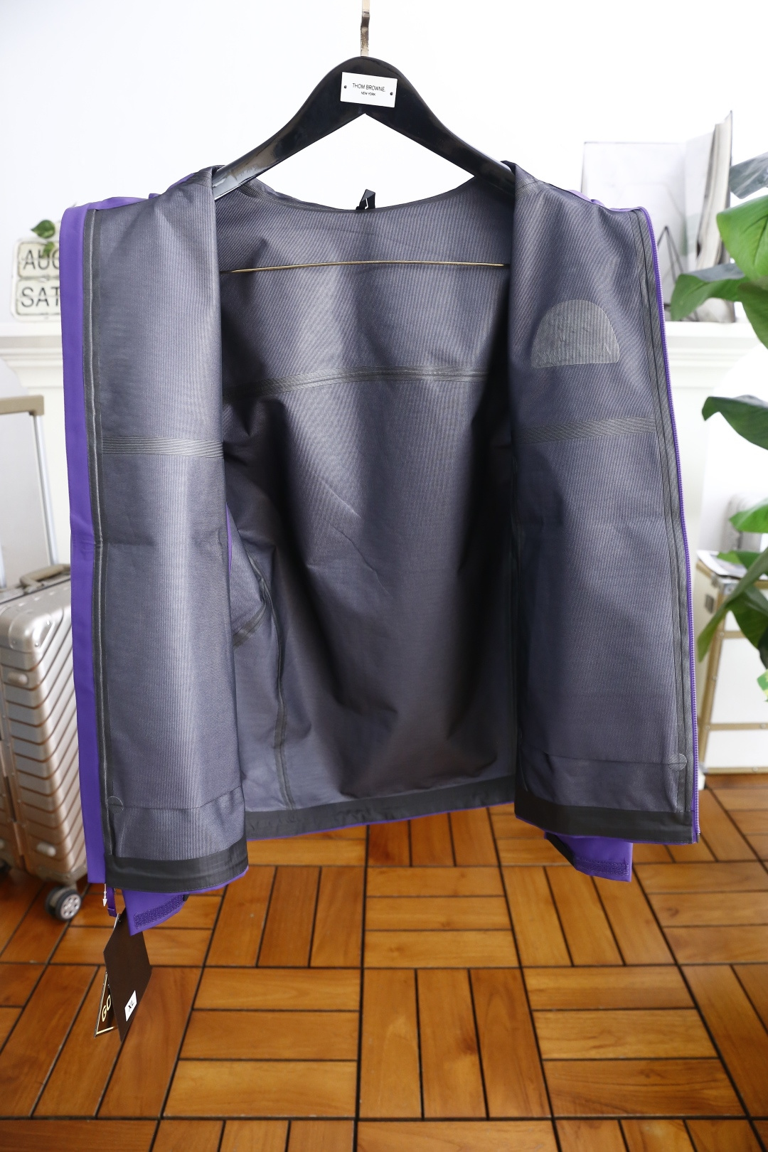 🔥始祖鸟/archaeoPteryx.
26早秋新品🆕时尚百搭男女同款冲锋衣！胸前采用品牌经典LOGO搭