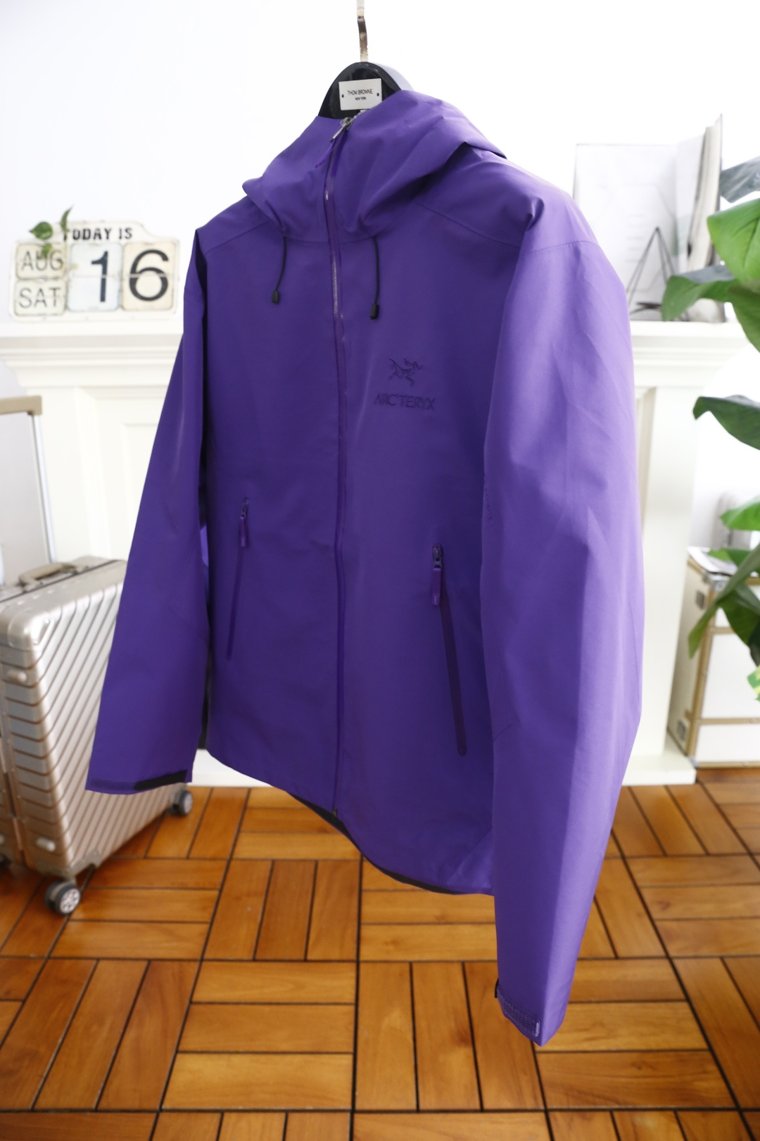 🔥始祖鸟/archaeoPteryx.
26早秋新品🆕时尚百搭男女同款冲锋衣！胸前采用品牌经典LOGO搭