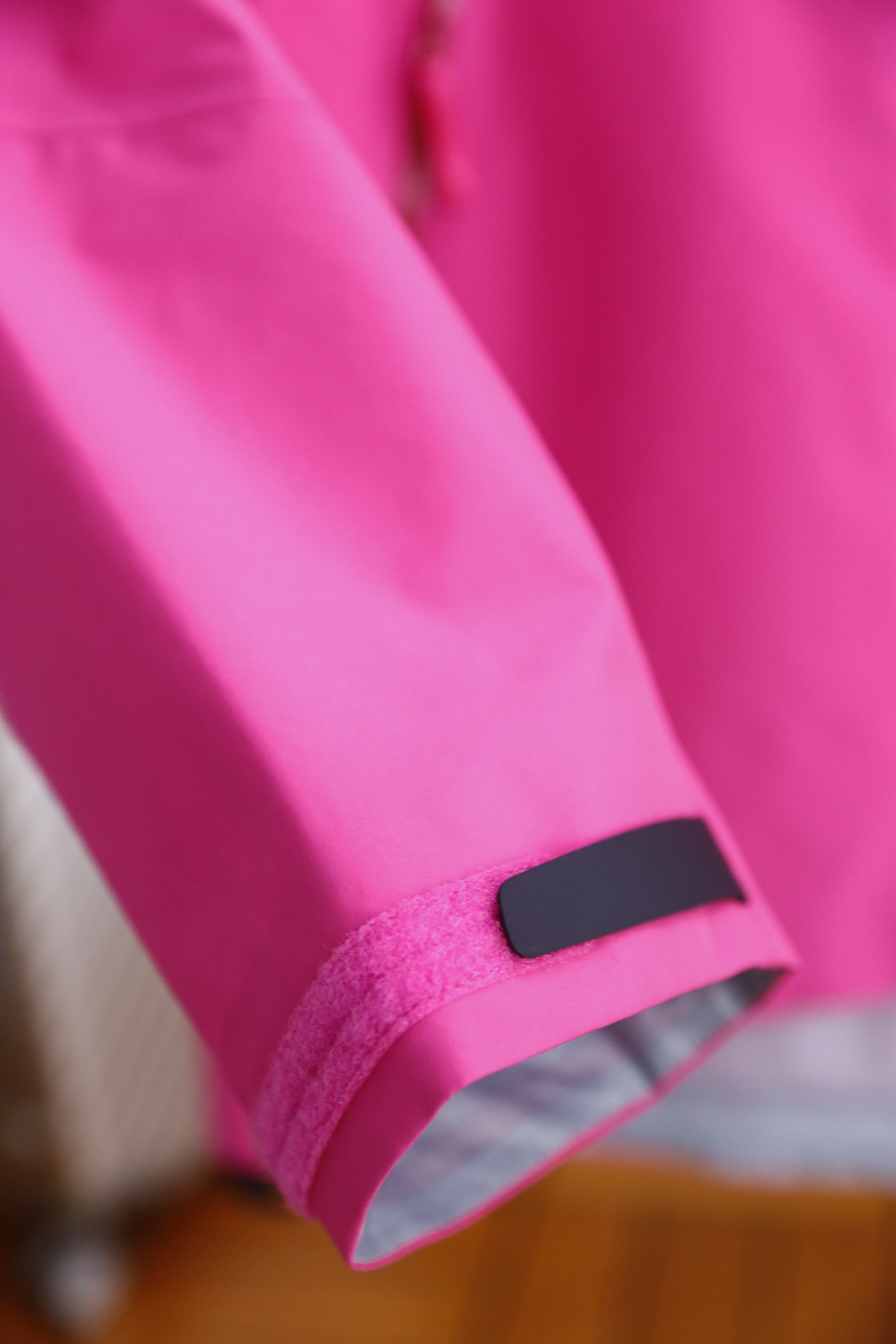 🔥始祖鸟/archaeoPteryx.
26早秋新品🆕时尚百搭男女同款冲锋衣！胸前采用品牌经典LOGO搭