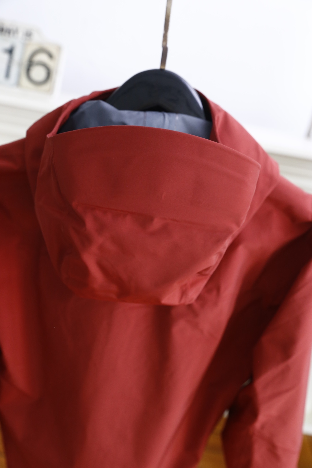 🔥始祖鸟/archaeoPteryx.
26早秋新品🆕时尚百搭男女同款冲锋衣！胸前采用品牌经典LOGO搭