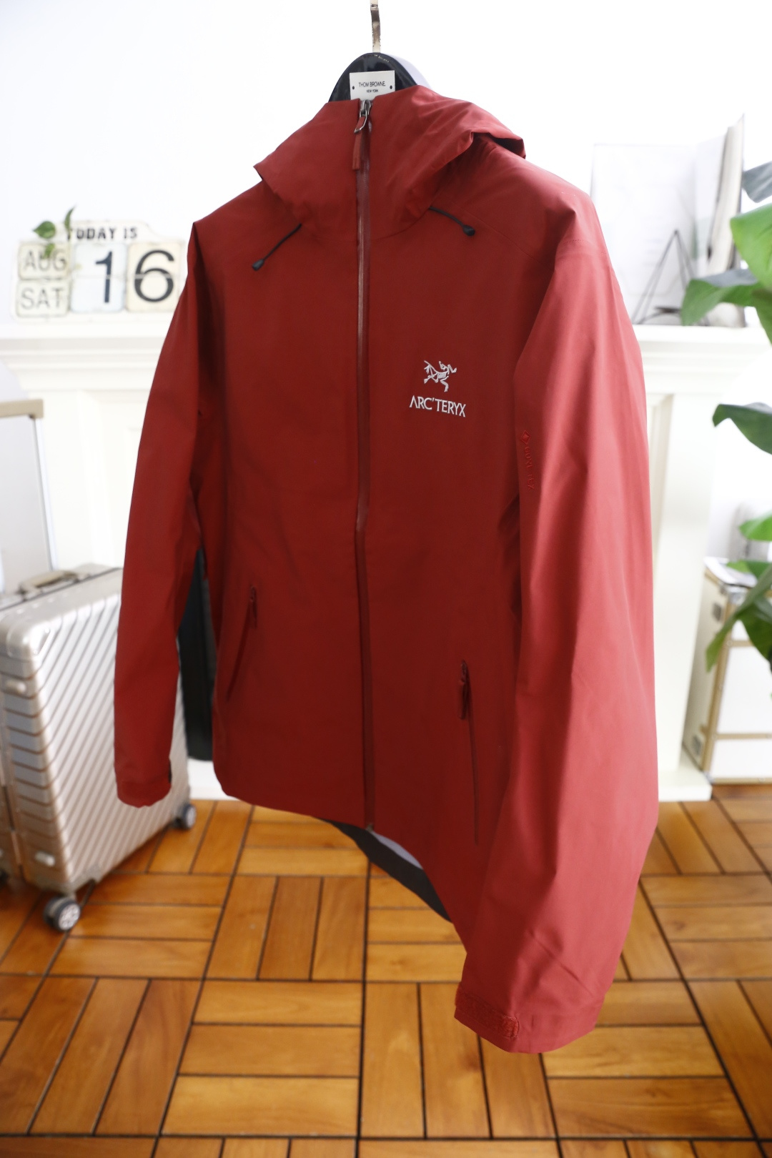 🔥始祖鸟/archaeoPteryx.
26早秋新品🆕时尚百搭男女同款冲锋衣！胸前采用品牌经典LOGO搭