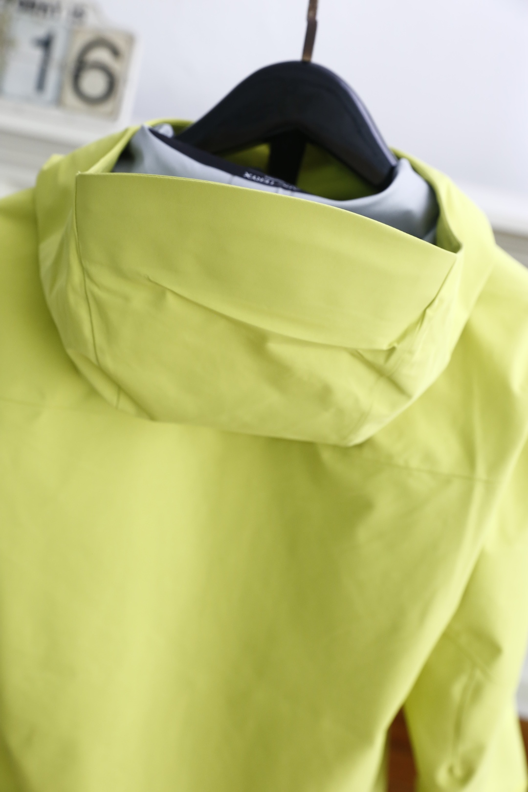 🔥始祖鸟/archaeoPteryx.
26早秋新品🆕时尚百搭男女同款冲锋衣！胸前采用品牌经典LOGO搭