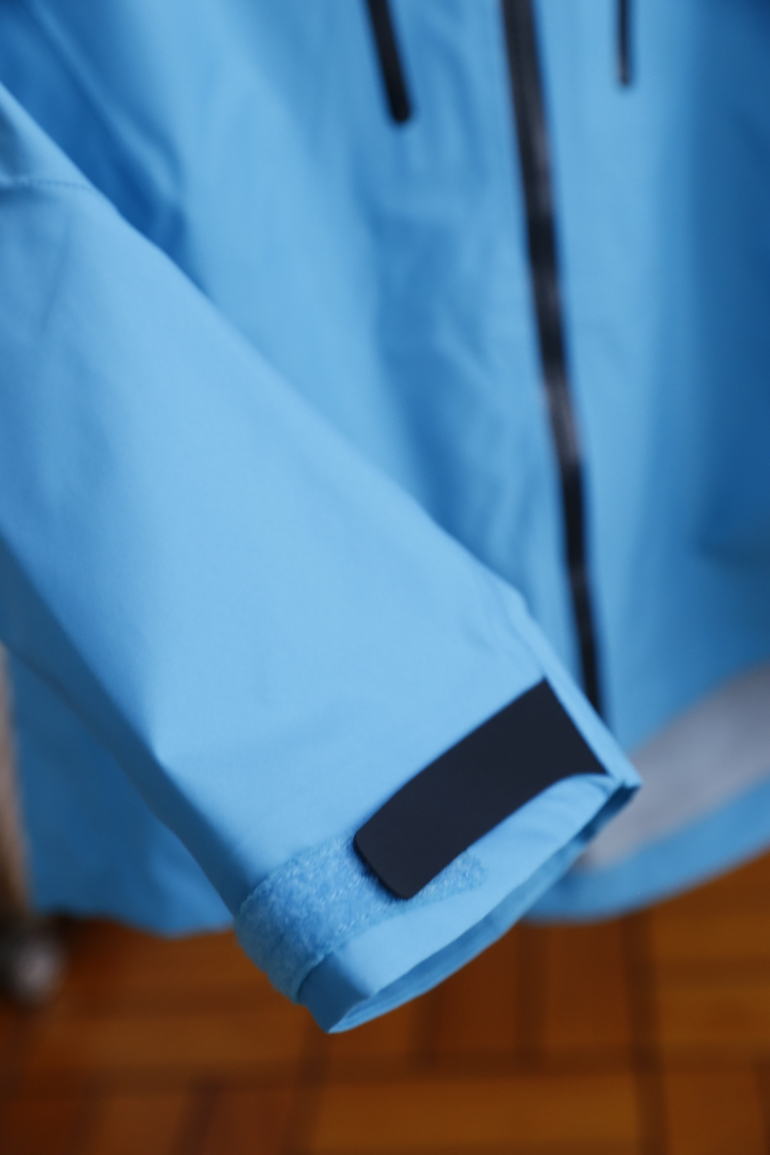 🔥始祖鸟/archaeoPteryx.
26早秋新品🆕时尚百搭男女同款冲锋衣！胸前采用品牌经典LOGO搭