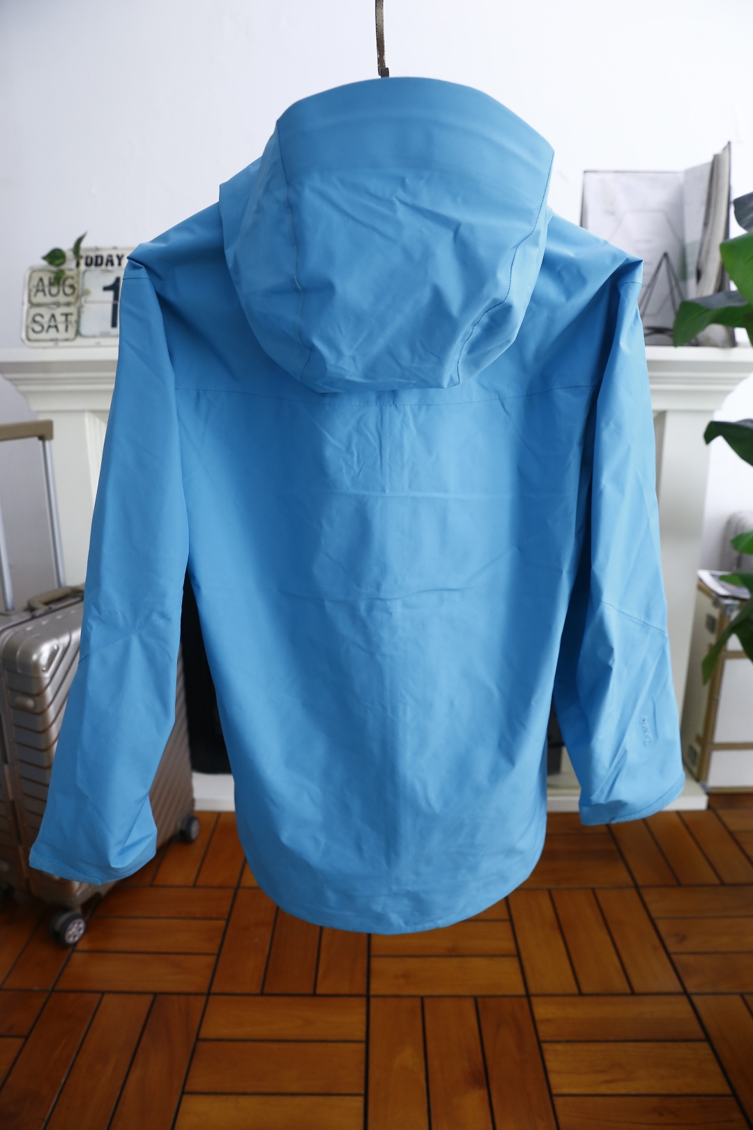 🔥始祖鸟/archaeoPteryx.
26早秋新品🆕时尚百搭男女同款冲锋衣！胸前采用品牌经典LOGO搭