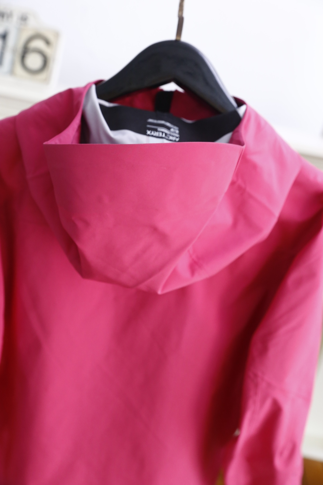 🔥始祖鸟/archaeoPteryx.
26早秋新品🆕时尚百搭男女同款冲锋衣！胸前采用品牌经典LOGO搭