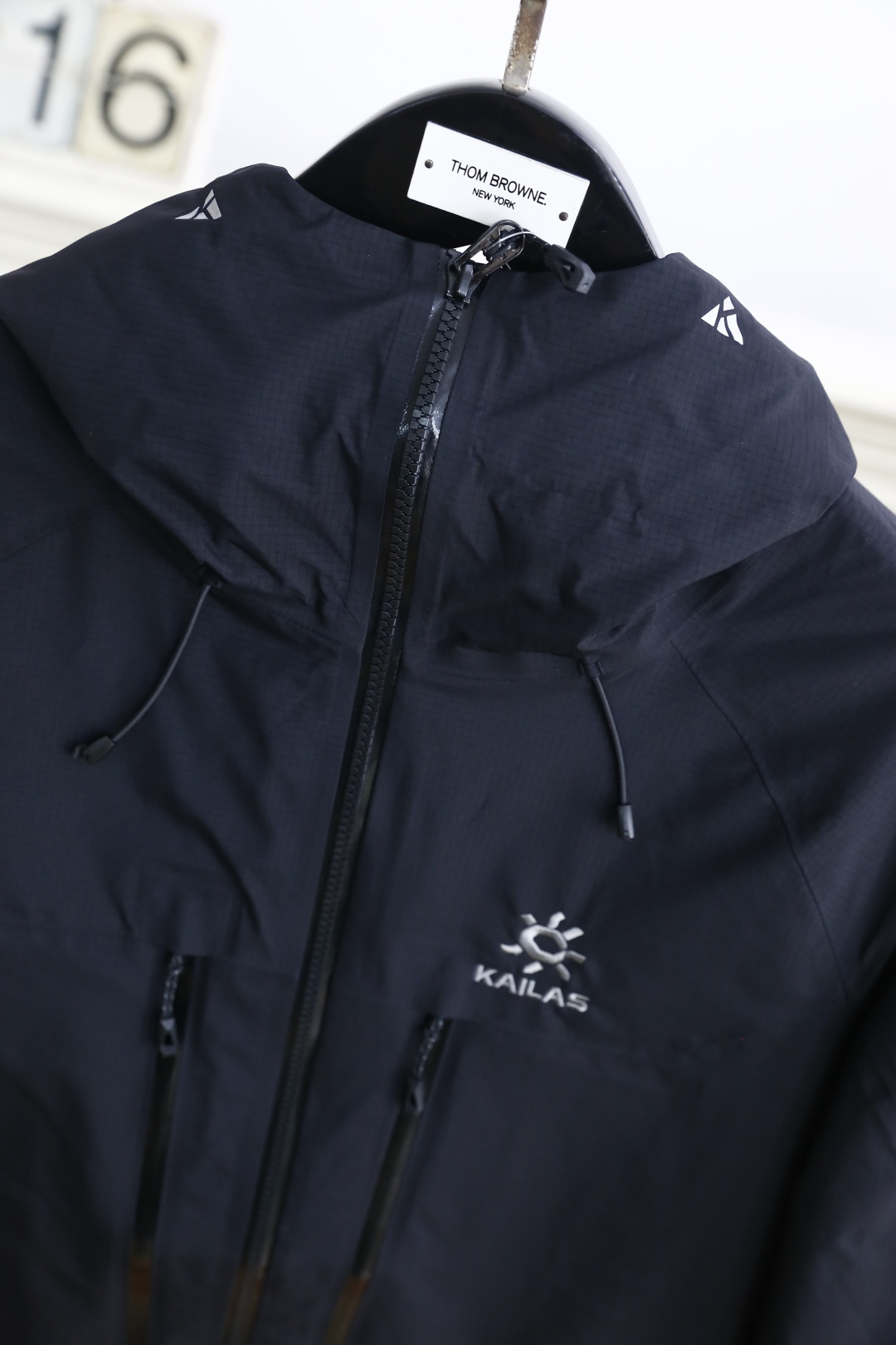 🔥凯乐石/KAILAS.
早秋新款🆕时尚男女同款连帽防水防风冲锋衣外套👍一直在延续的款式 潮流奢华单品系