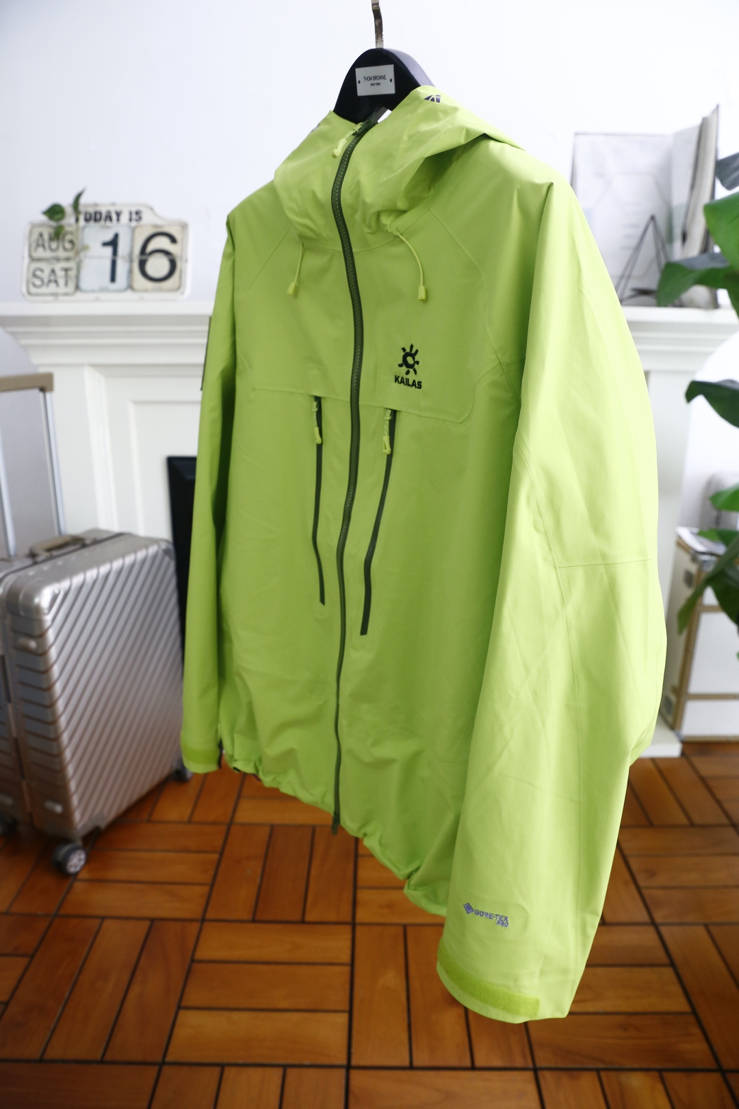 🔥凯乐石/KAILAS.
早秋新款🆕时尚男女同款连帽防水防风冲锋衣外套👍一直在延续的款式 潮流奢华单品系