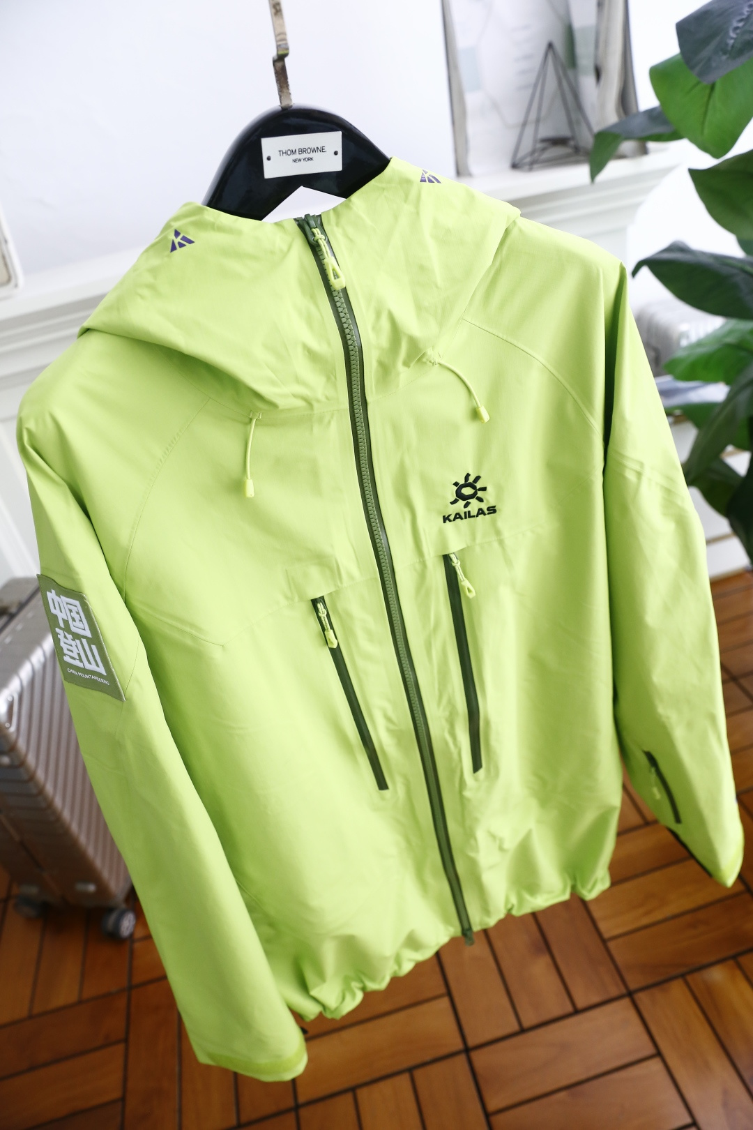🔥凯乐石/KAILAS.
早秋新款🆕时尚男女同款连帽防水防风冲锋衣外套👍一直在延续的款式 潮流奢华单品系
