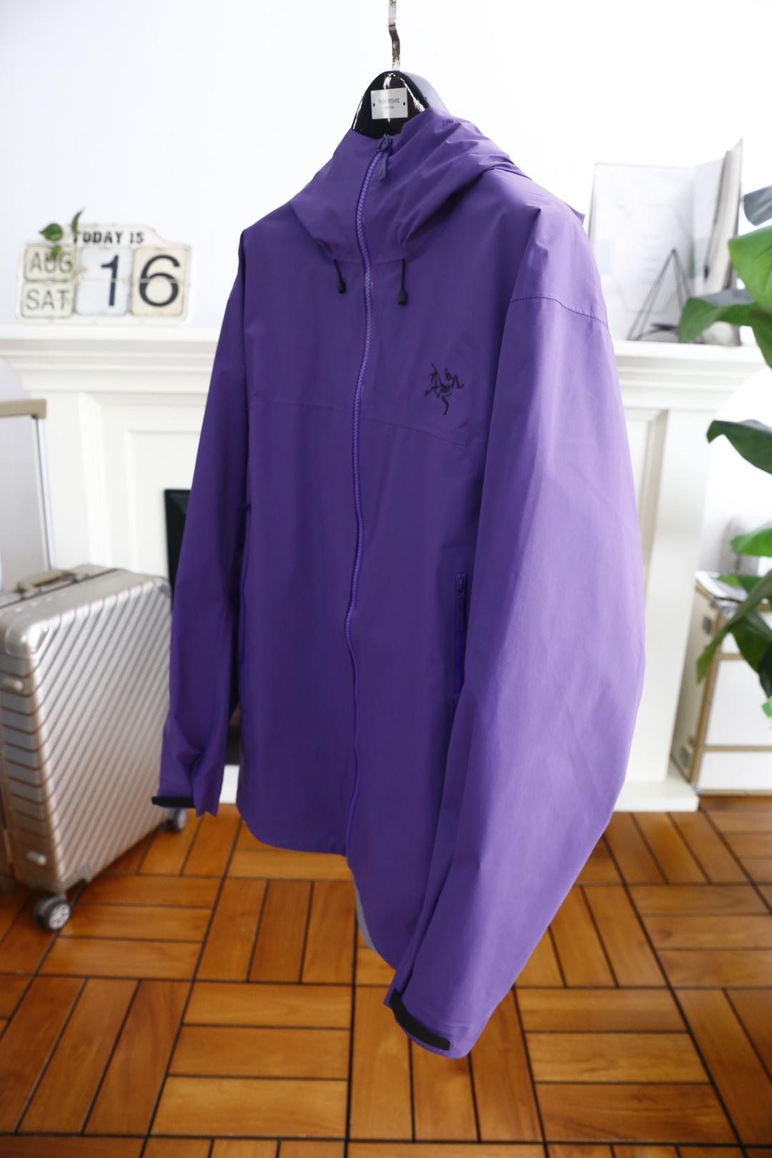 🔥始祖鸟/archaeoPteryx.
26早秋新品🆕时尚百搭男女同款冲锋衣！胸前采用品牌经典LOGO搭