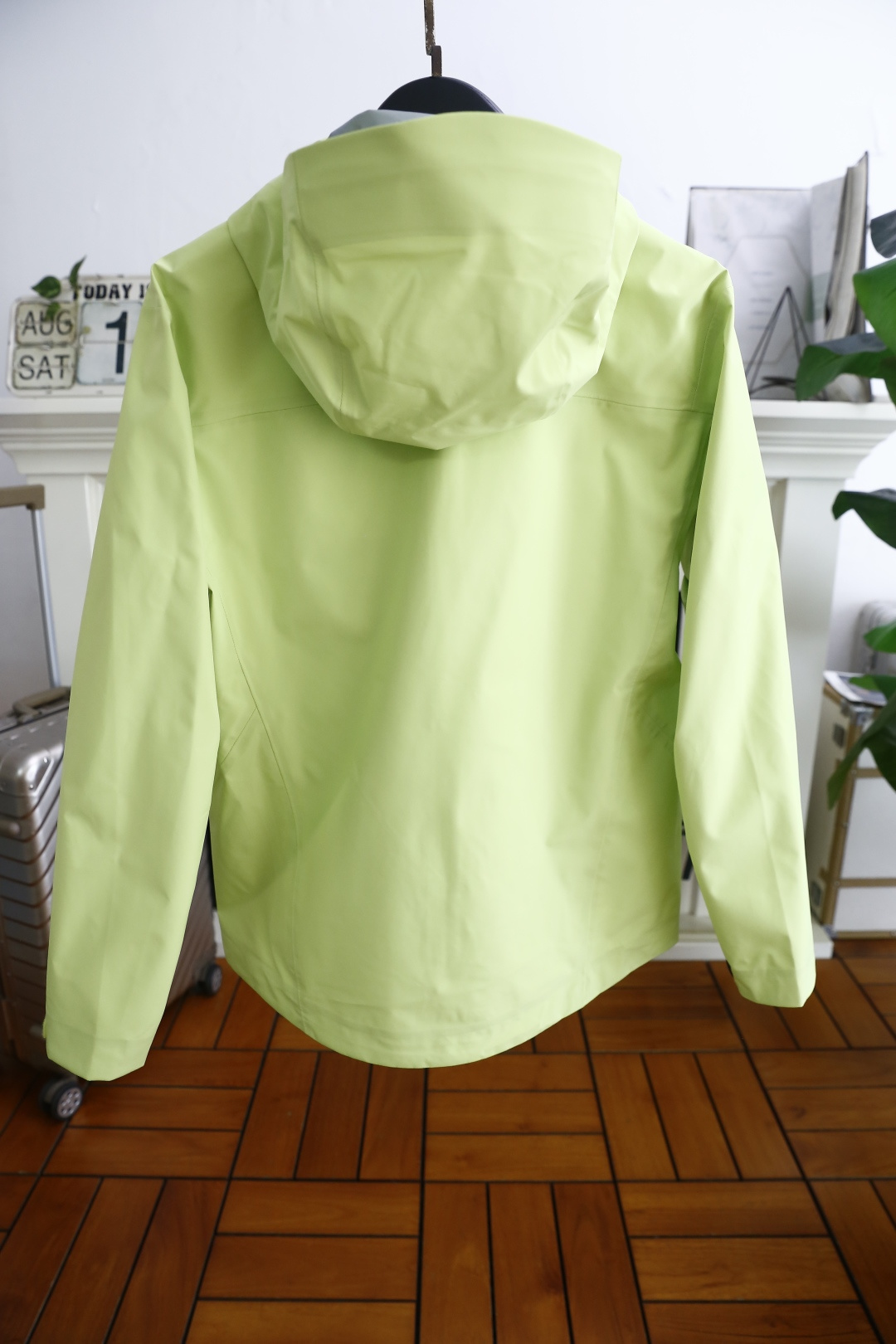 🔥始祖鸟/archaeoPteryx.
26早秋新品🆕时尚百搭男女同款冲锋衣！胸前采用品牌经典LOGO搭