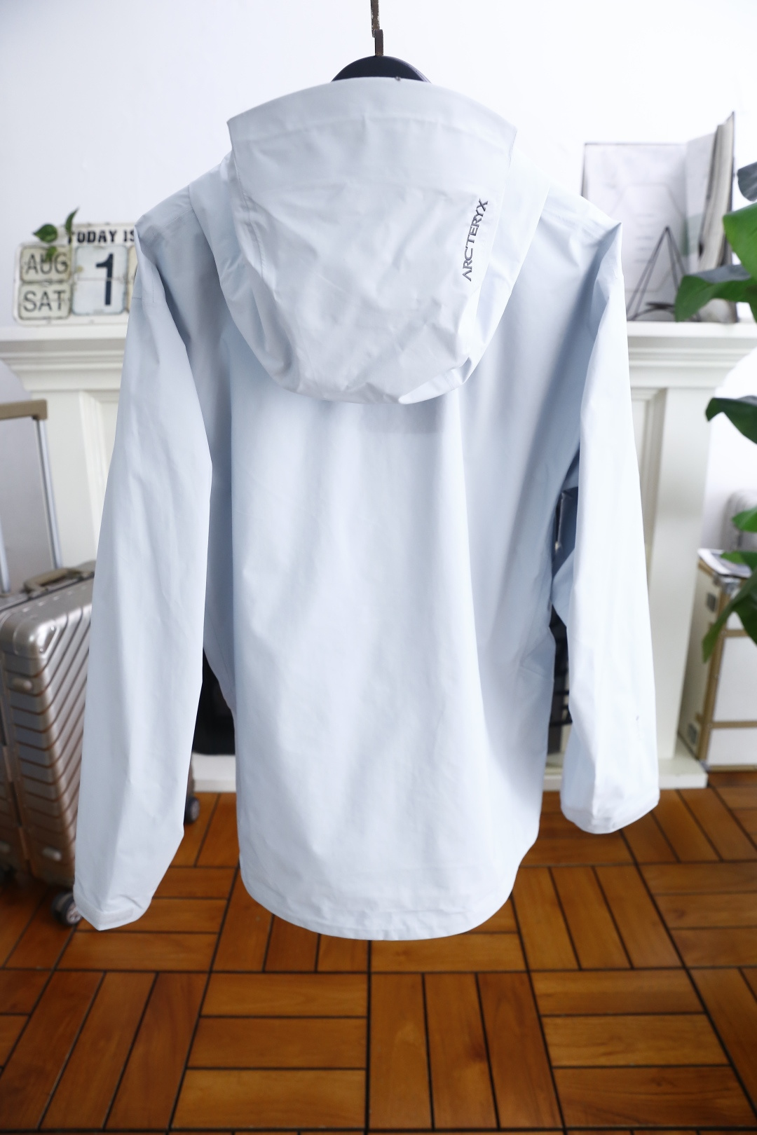 🔥始祖鸟/archaeoPteryx.
26早秋新品🆕时尚百搭男女同款冲锋衣！胸前采用品牌经典LOGO搭