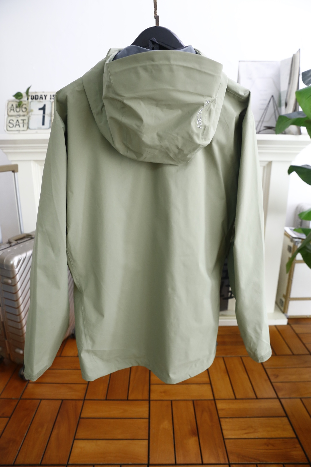 🔥始祖鸟/archaeoPteryx.
26早秋新品🆕时尚百搭男女同款冲锋衣！胸前采用品牌经典LOGO搭