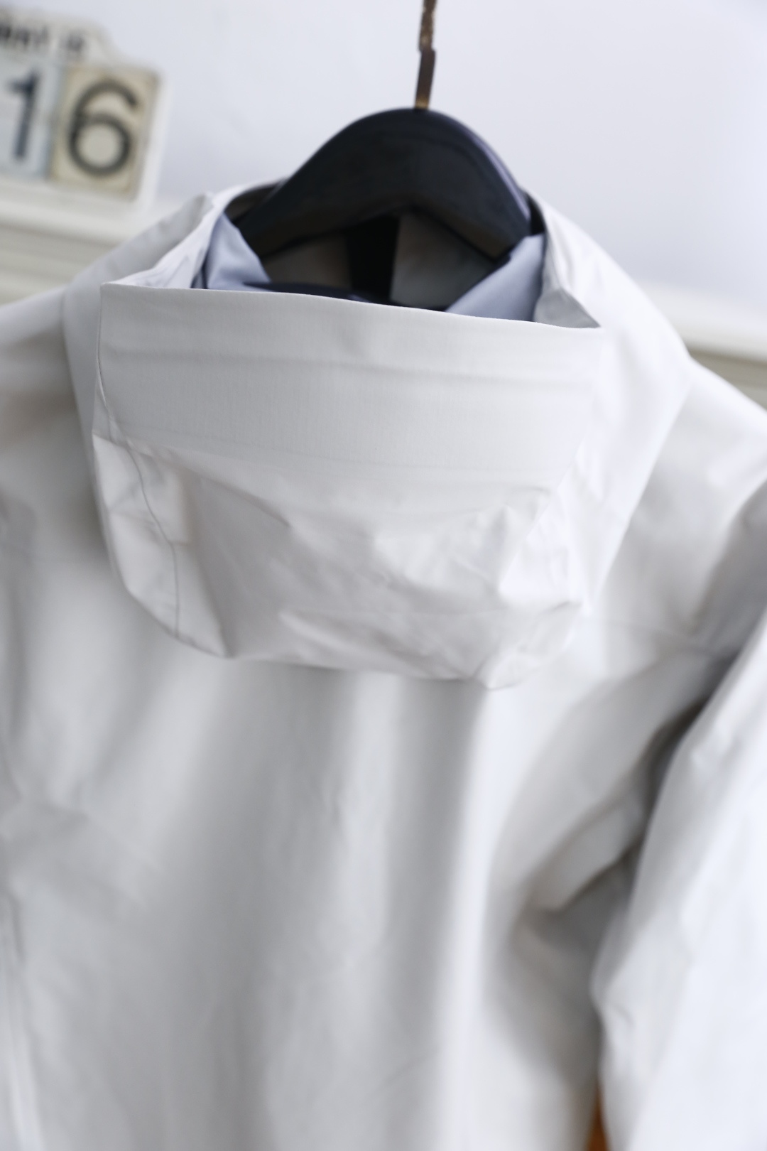 🔥始祖鸟/archaeoPteryx.
26早秋新品🆕时尚百搭男女同款冲锋衣！胸前采用品牌经典LOGO搭