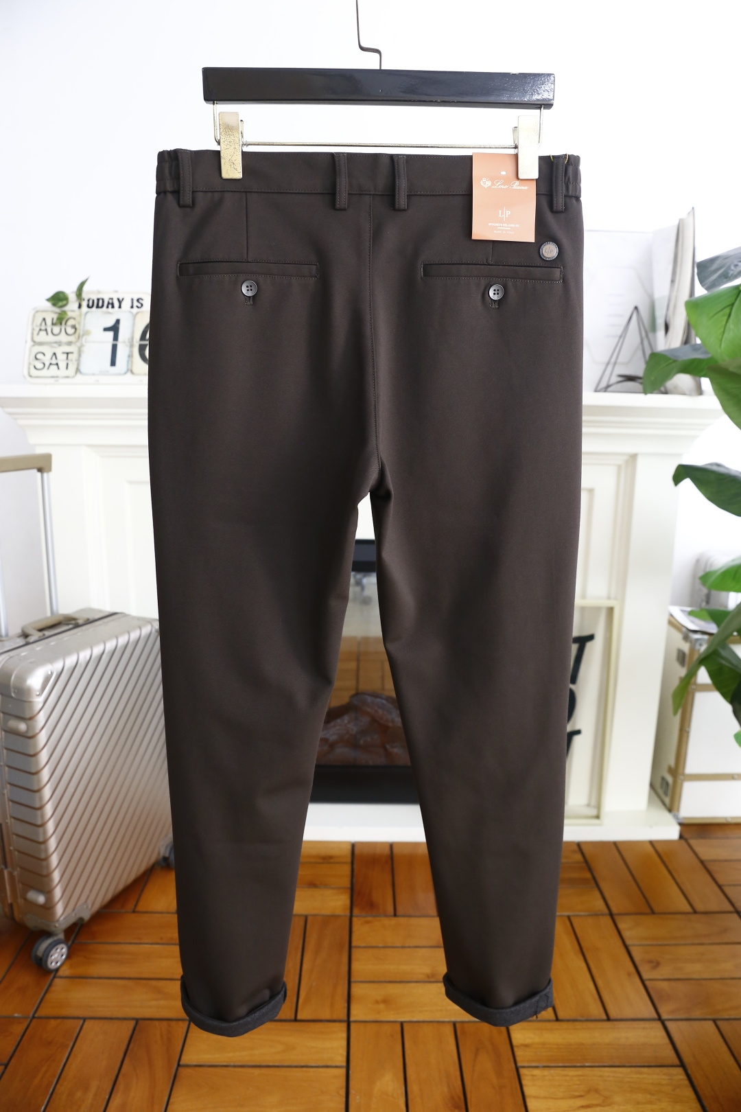 🔥lP🆕.
25早秋新款发布！lP🆕时尚男士百搭松紧腰休闲西裤！奢华品牌经典字母LOGO设计！采用舒适柔