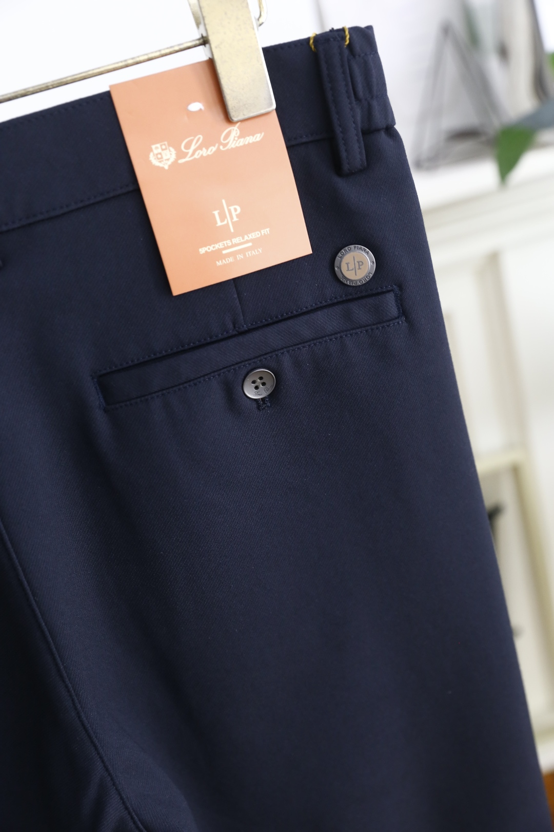 🔥lP🆕.
25早秋新款发布！lP🆕时尚男士百搭松紧腰休闲西裤！奢华品牌经典字母LOGO设计！采用舒适柔