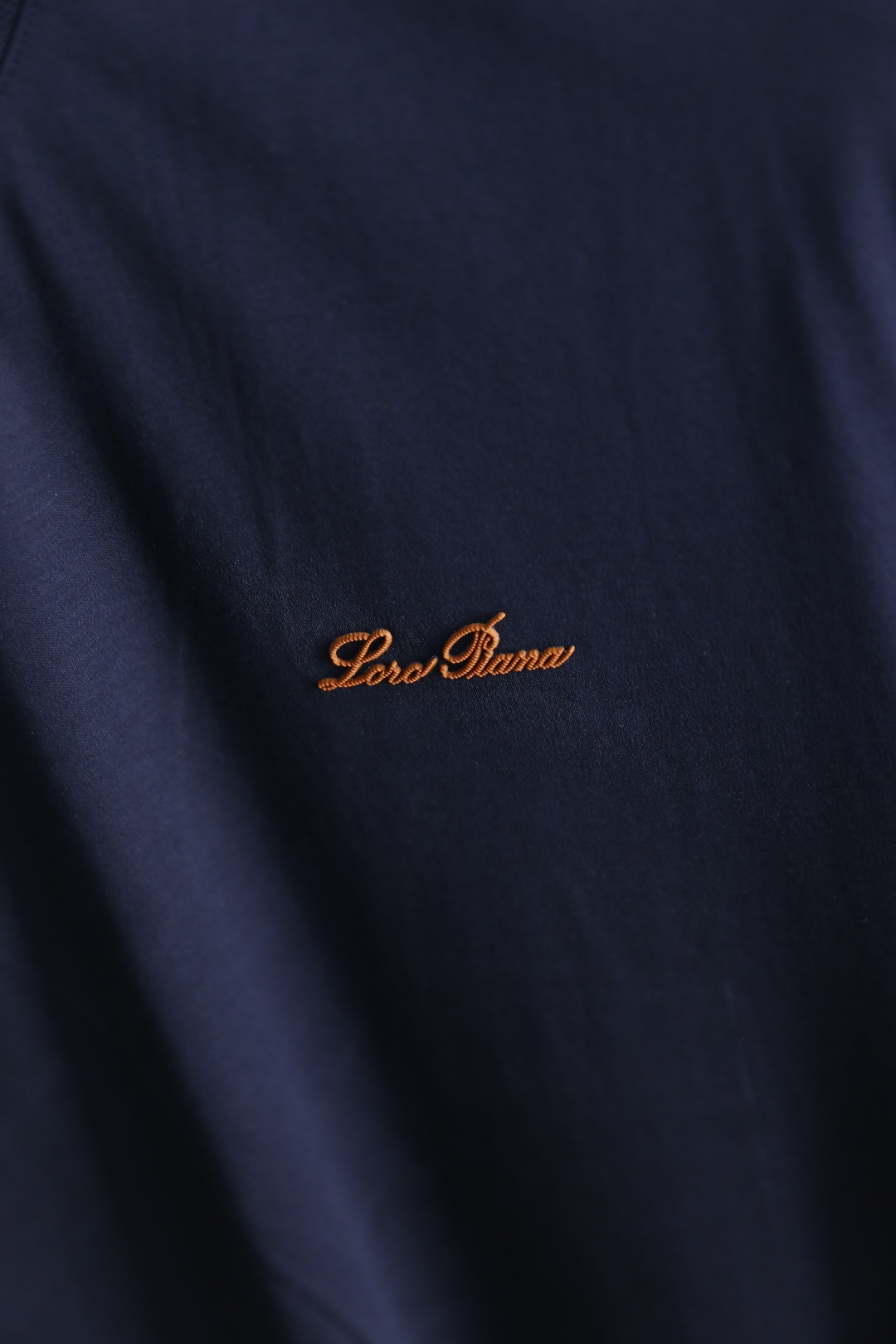 🔥lP🆕.
2025夏季时尚圆领短袖👍高级定制百搭款式！更有实用感 任何人都可以轻松驾驭 采用经典双丝光