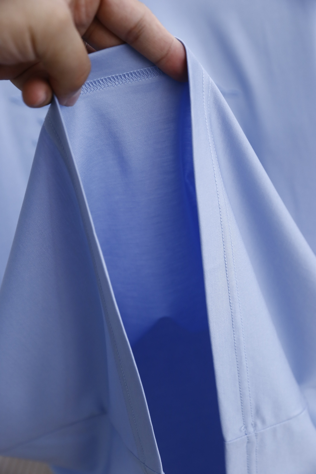 🔥巴宝丽/Burbe*ry.
25Bur夏季男士圆领短袖🍃经典圆领设计！胸前品牌战马LOGO标识标注👍🏼