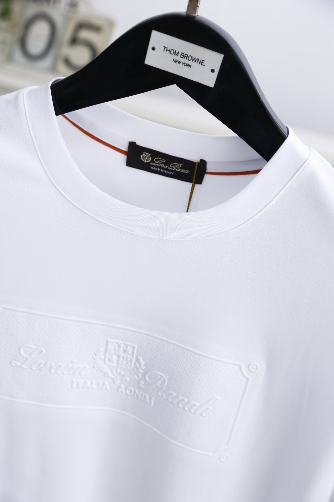 🔥lP🆕.
2025夏季时尚圆领短袖👍高级定制百搭款式！更有实用感 任何人都可以轻松驾驭 采用经典舒适透