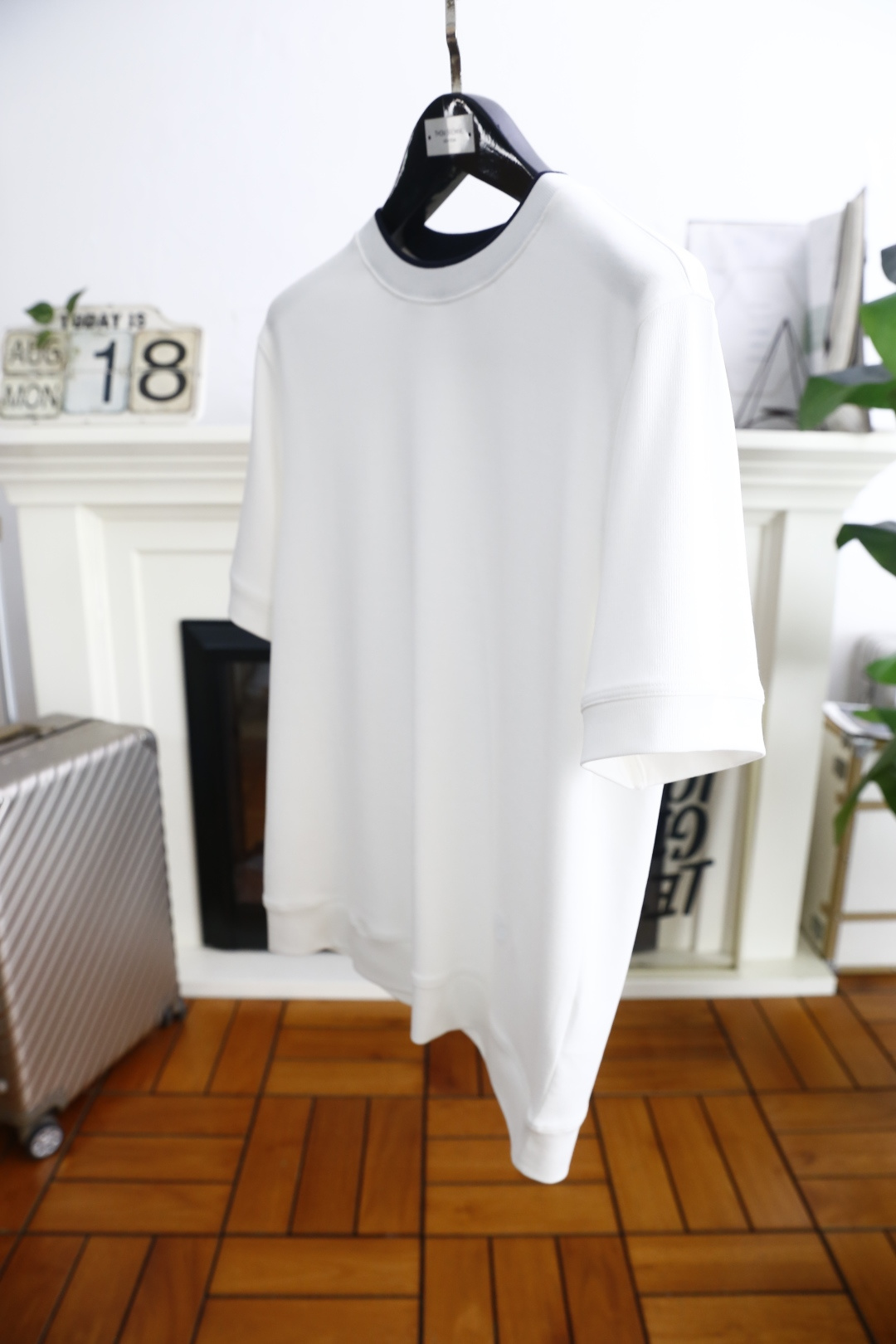 🔥lP🆕.
早秋新品打底短袖🆕男士纯棉百搭款短袖！采用进口舒适纯棉面料👍衣橱里不可或缺的百搭利器，市面罕