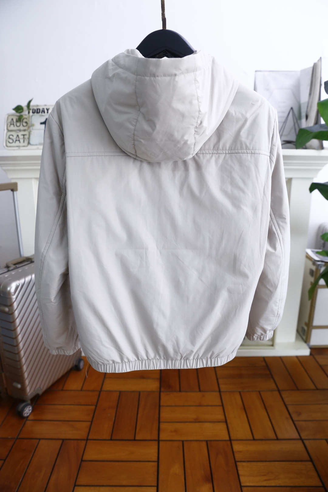 🔥Brunello Cucinelli.
26秋季新款男士时尚薄款棉服！采用进口华纤料含薄棉🔥欧洲米兰走