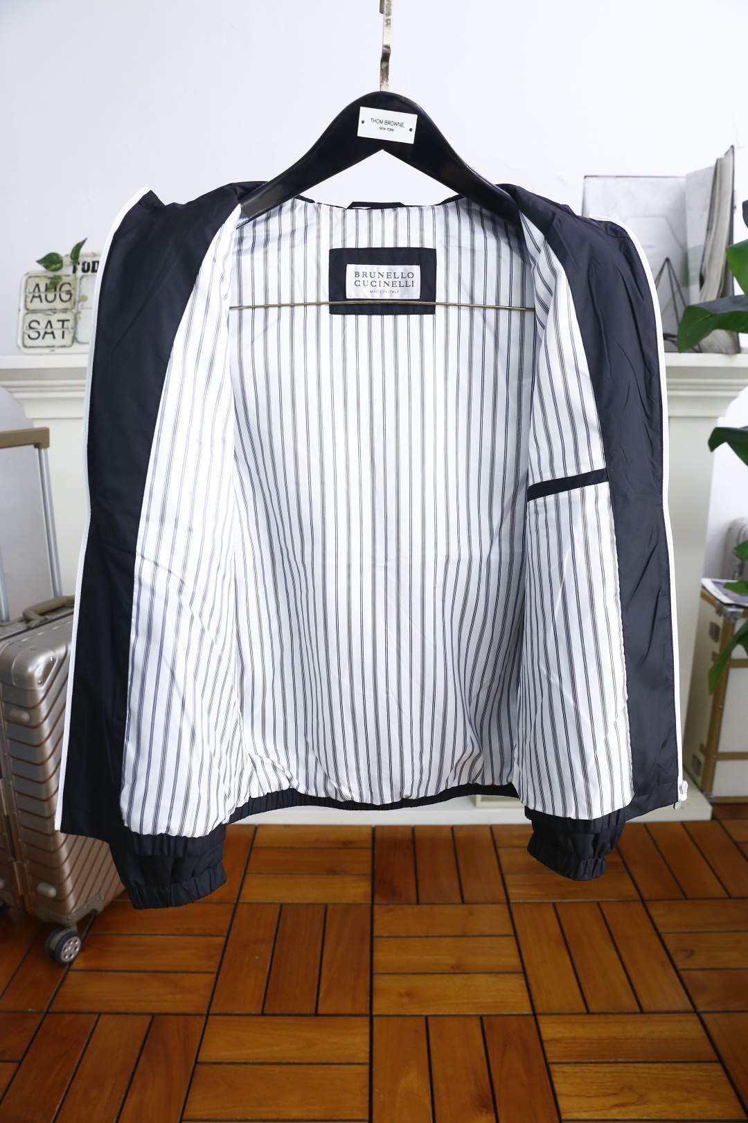 🔥Brunello Cucinelli.
26秋季新款男士时尚薄款棉服！采用进口华纤料含薄棉🔥欧洲米兰走